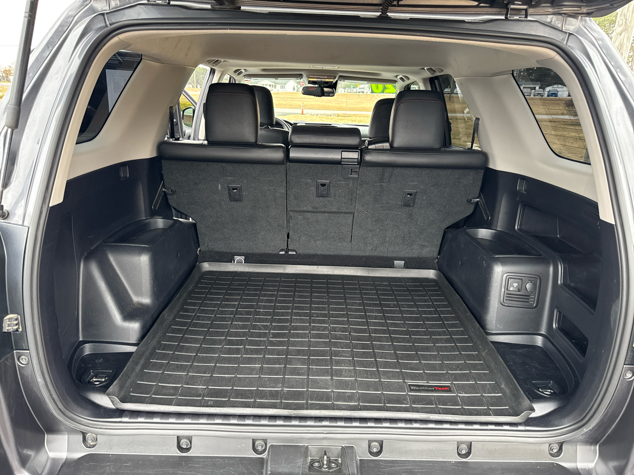 Toyota 4Runner SR5 4WD 2020