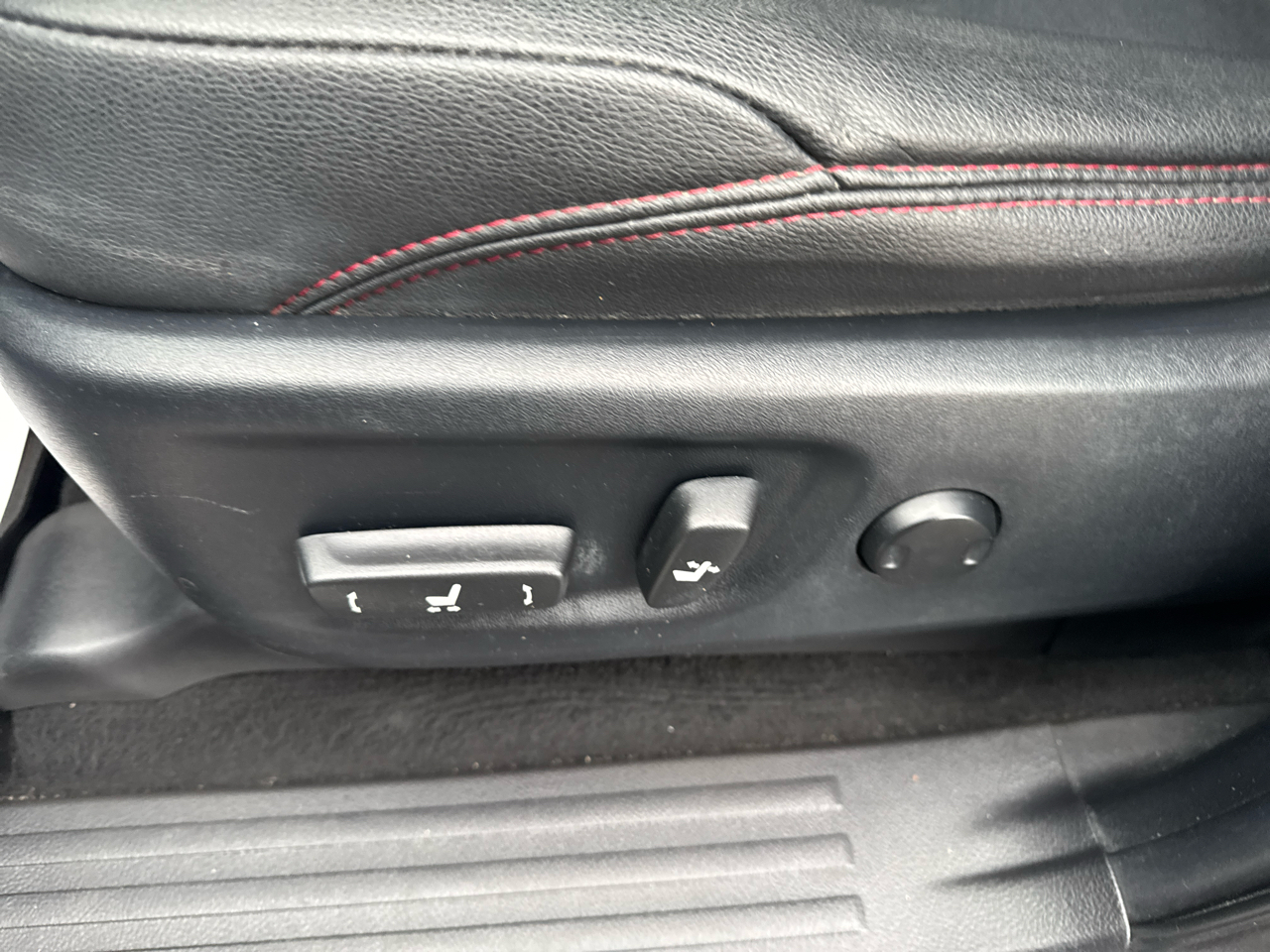 Toyota 4Runner SR5 4WD 2020