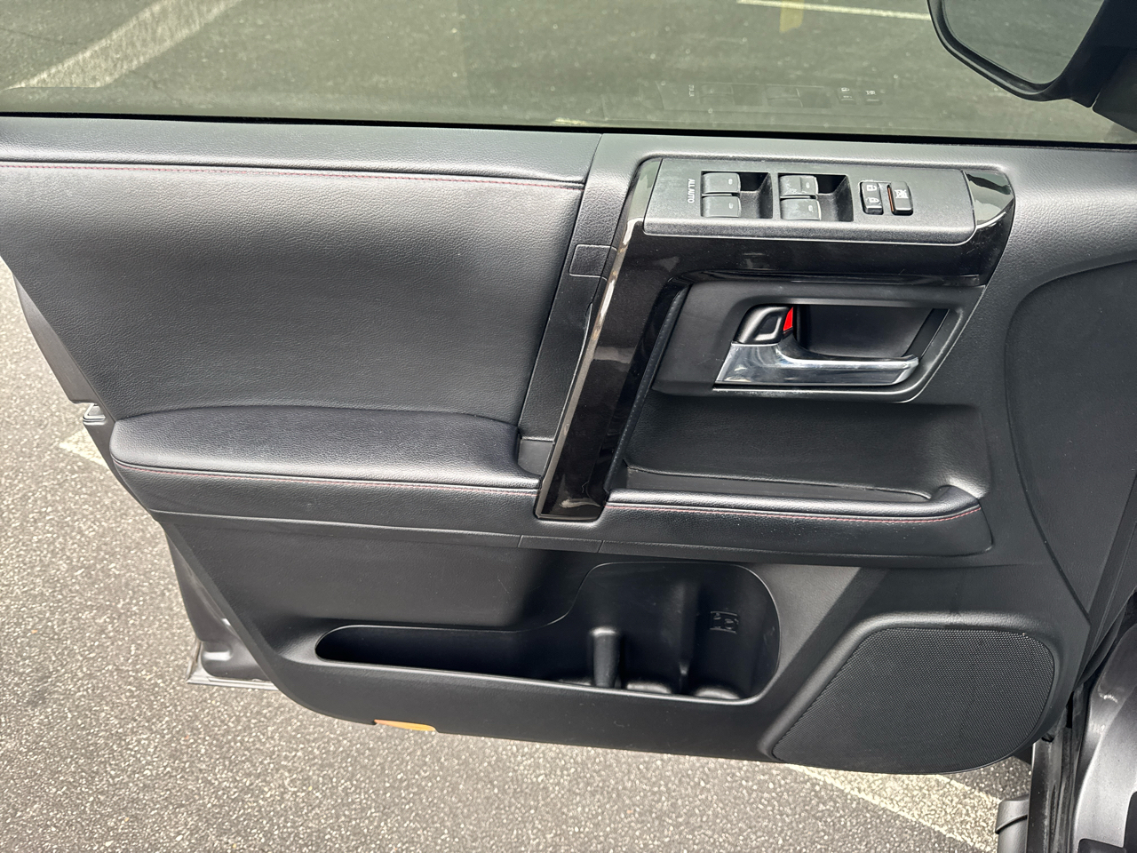 Toyota 4Runner SR5 4WD 2020