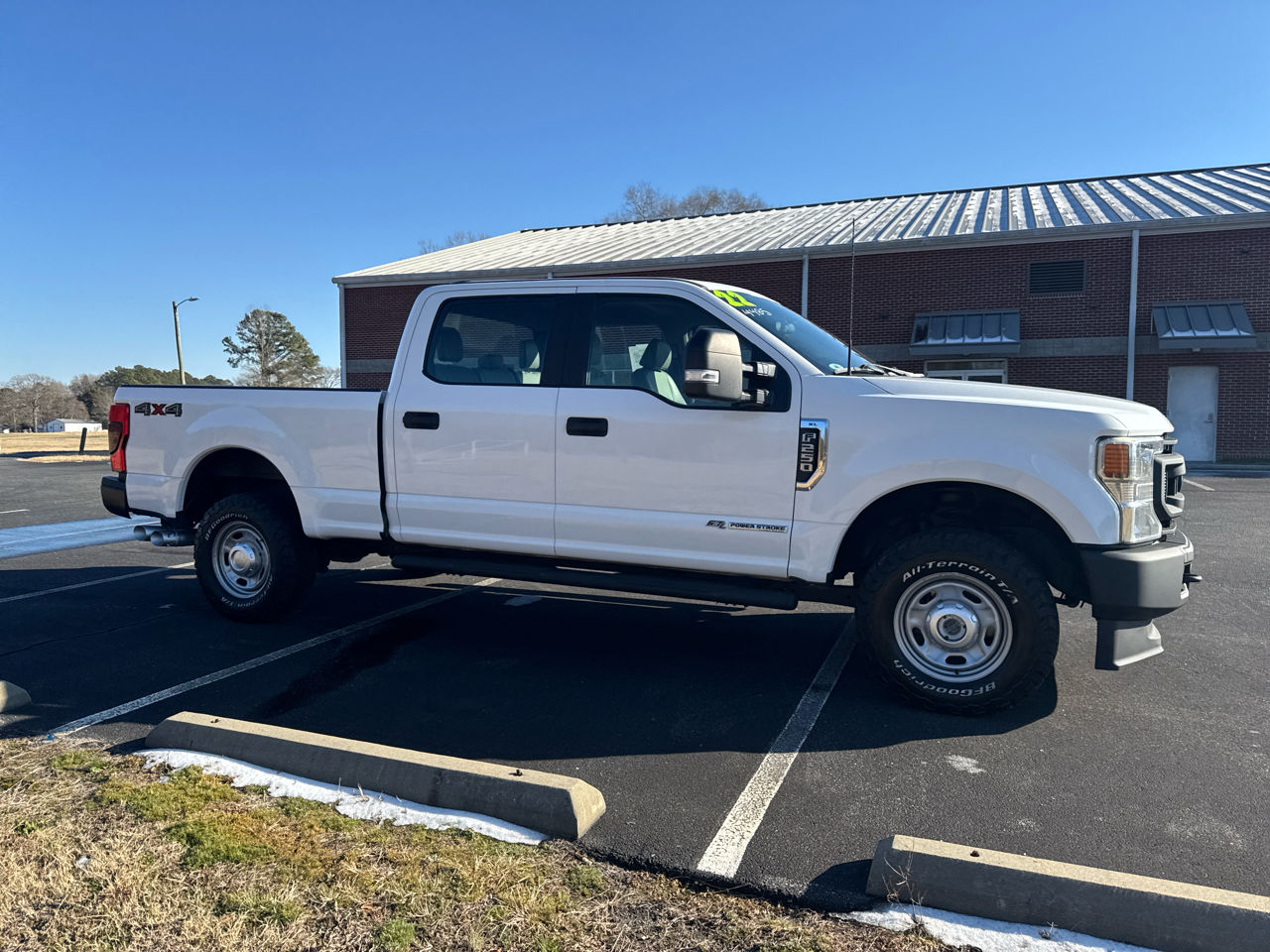 Ford F-250 SD XL Crew Cab 4WD 2022