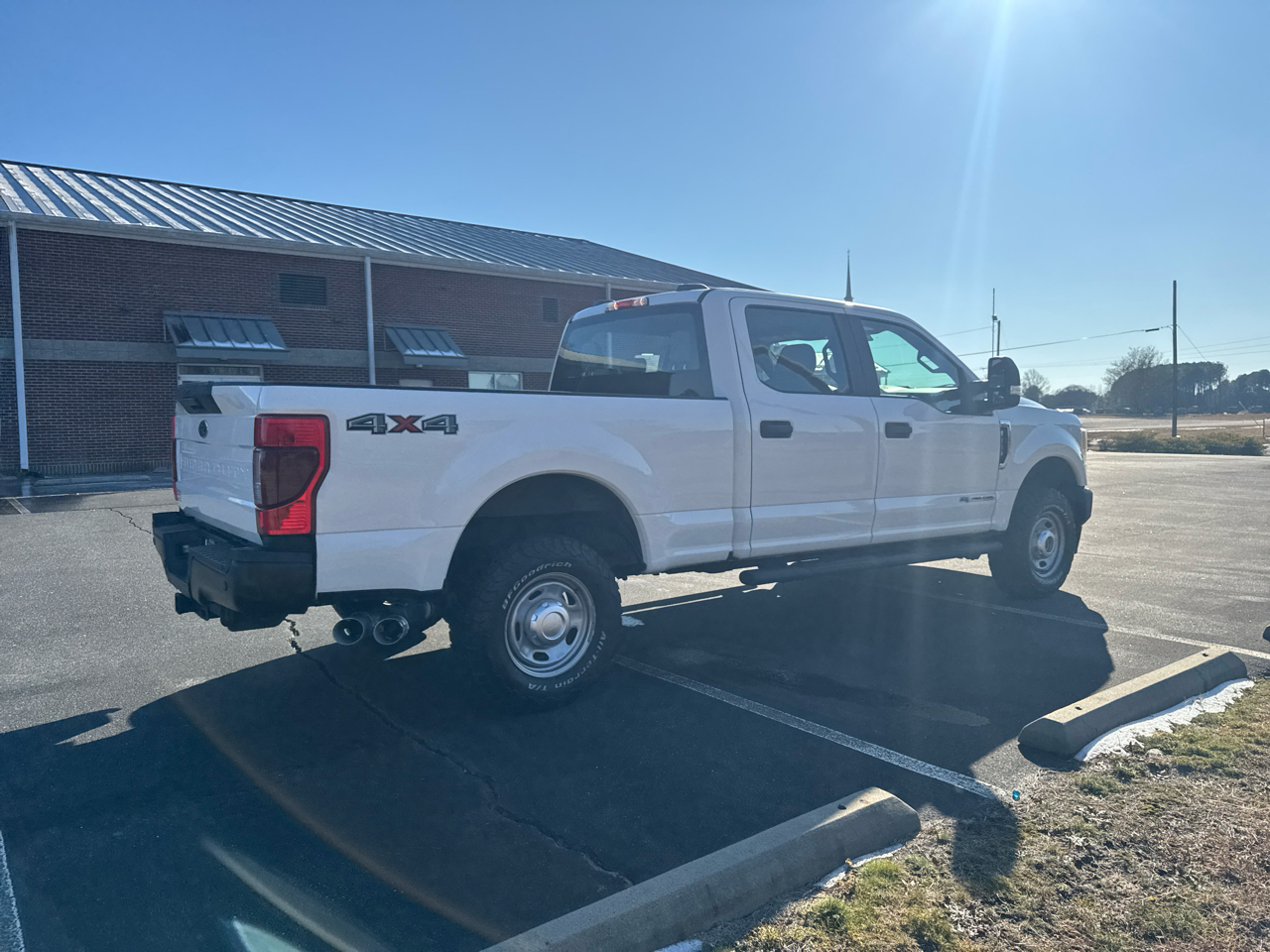 Ford F-250 SD XL Crew Cab 4WD 2022