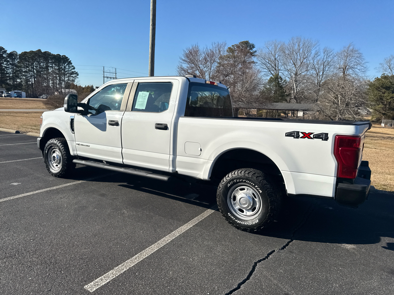 Ford F-250 SD XL Crew Cab 4WD 2022