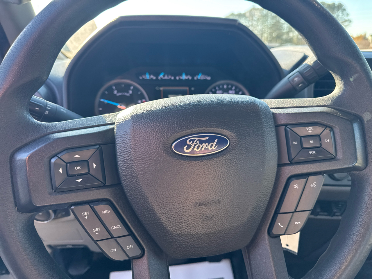 Ford F-250 SD XL Crew Cab 4WD 2022