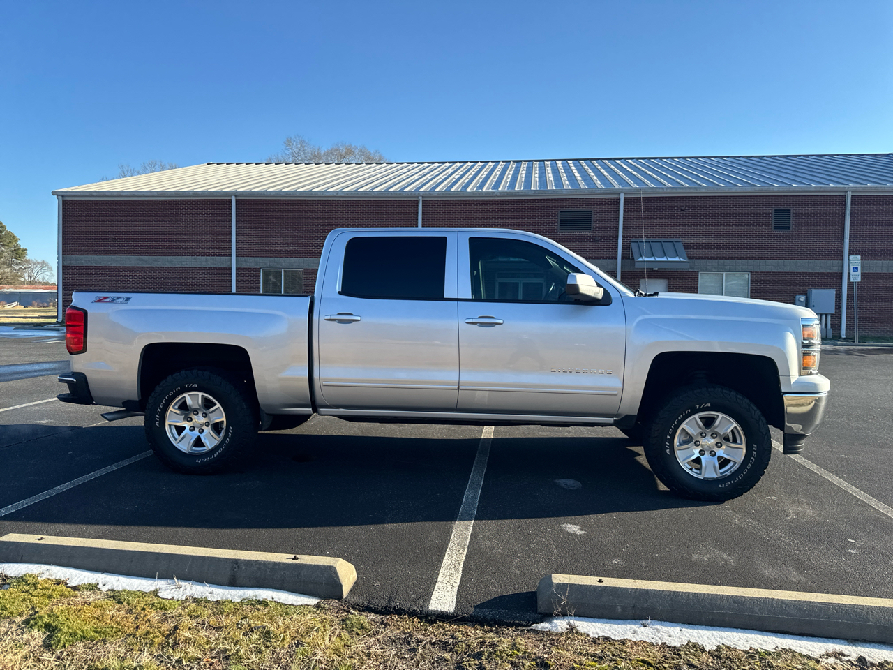 Chevrolet Silverado 1500 LT Crew Cab Long Box 4WD 2015