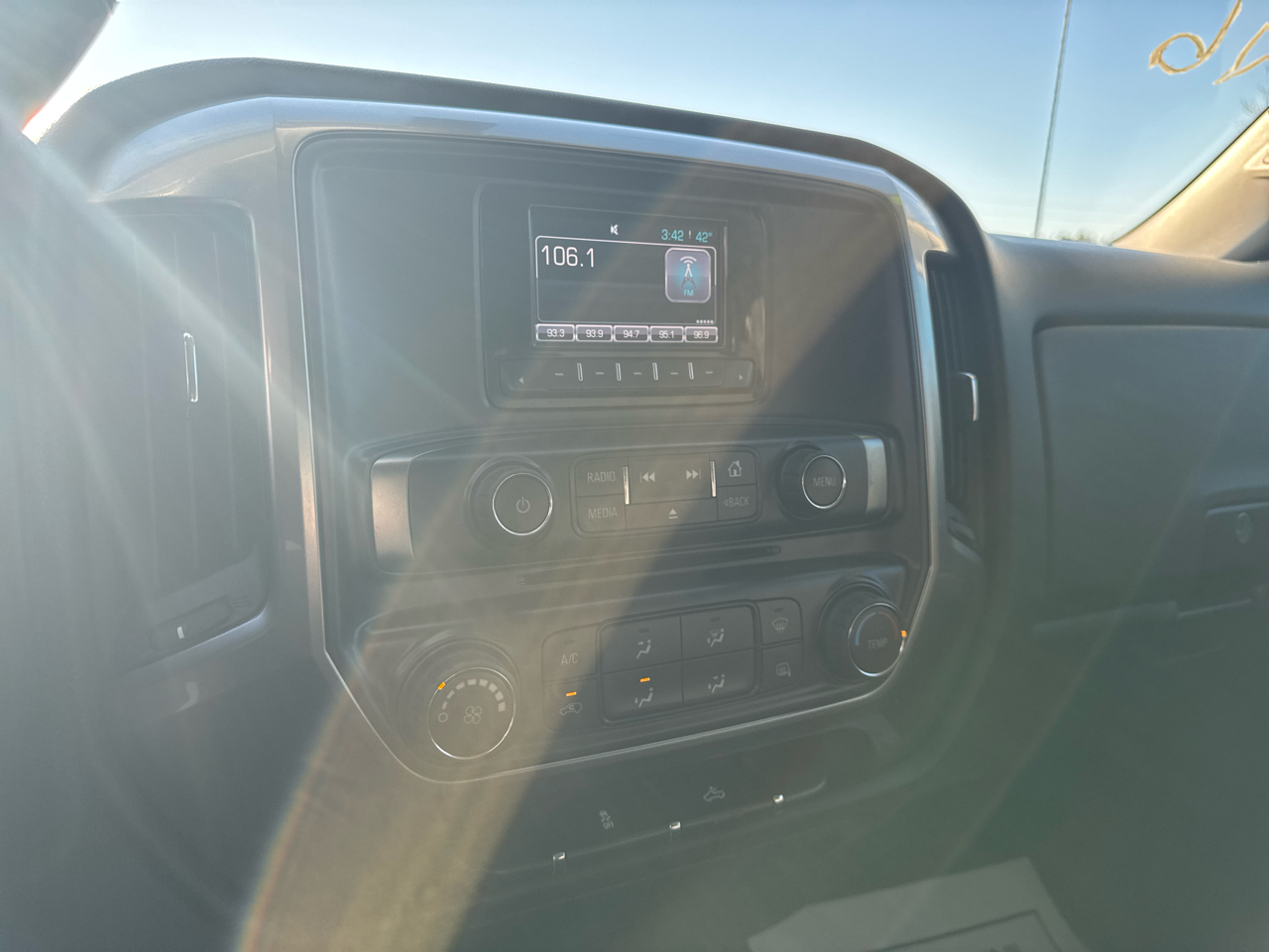 Chevrolet Silverado 1500 LT Crew Cab Long Box 4WD 2015