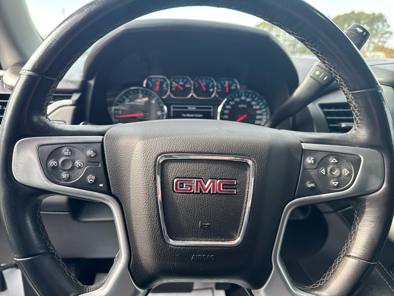 GMC Yukon XL SLT 4WD 2019