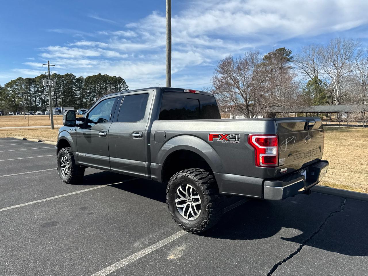 Ford F-150 XLT SuperCrew 5.5-ft. Bed 4WD 2019