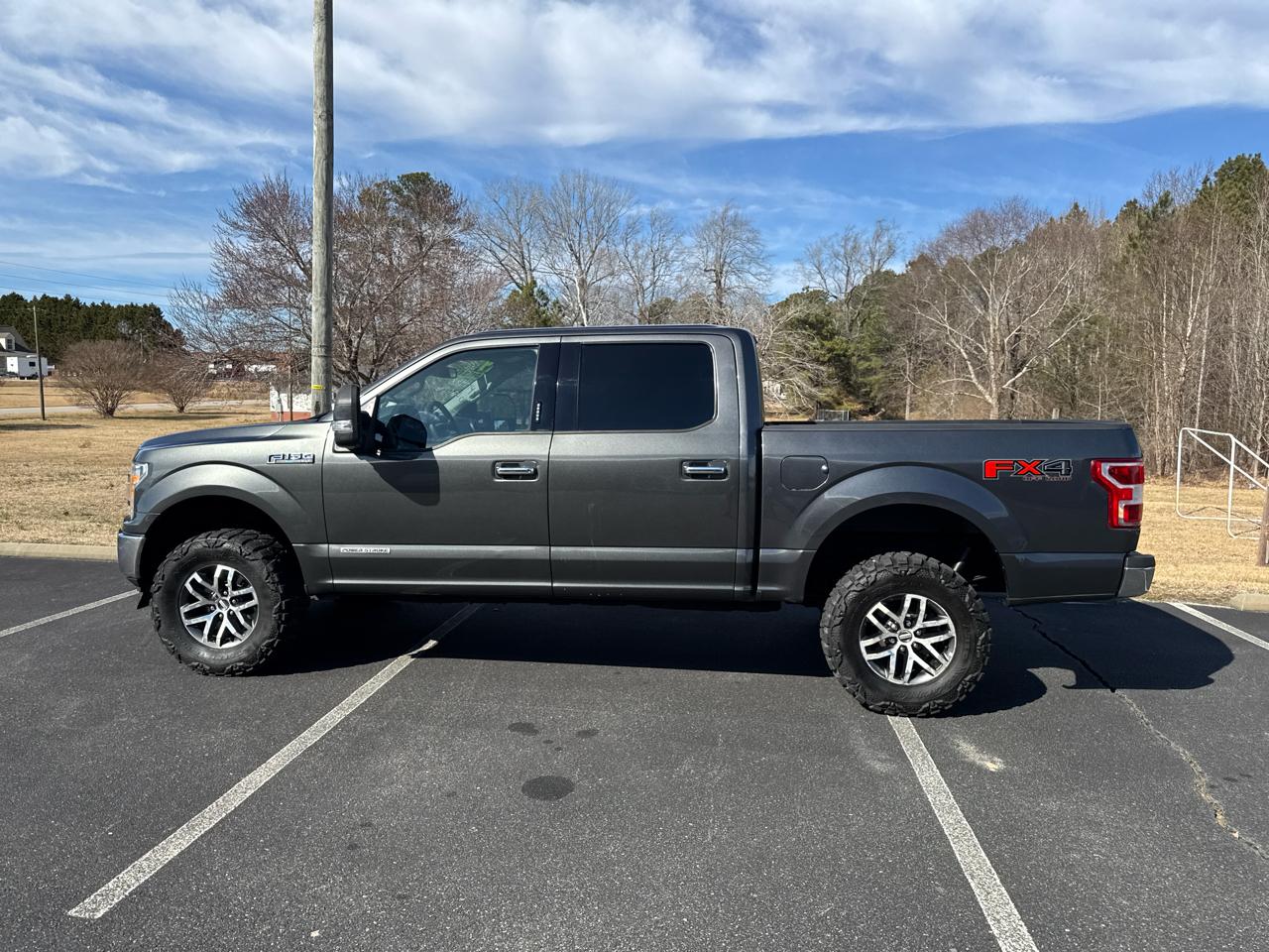 Ford F-150 XLT SuperCrew 5.5-ft. Bed 4WD 2019