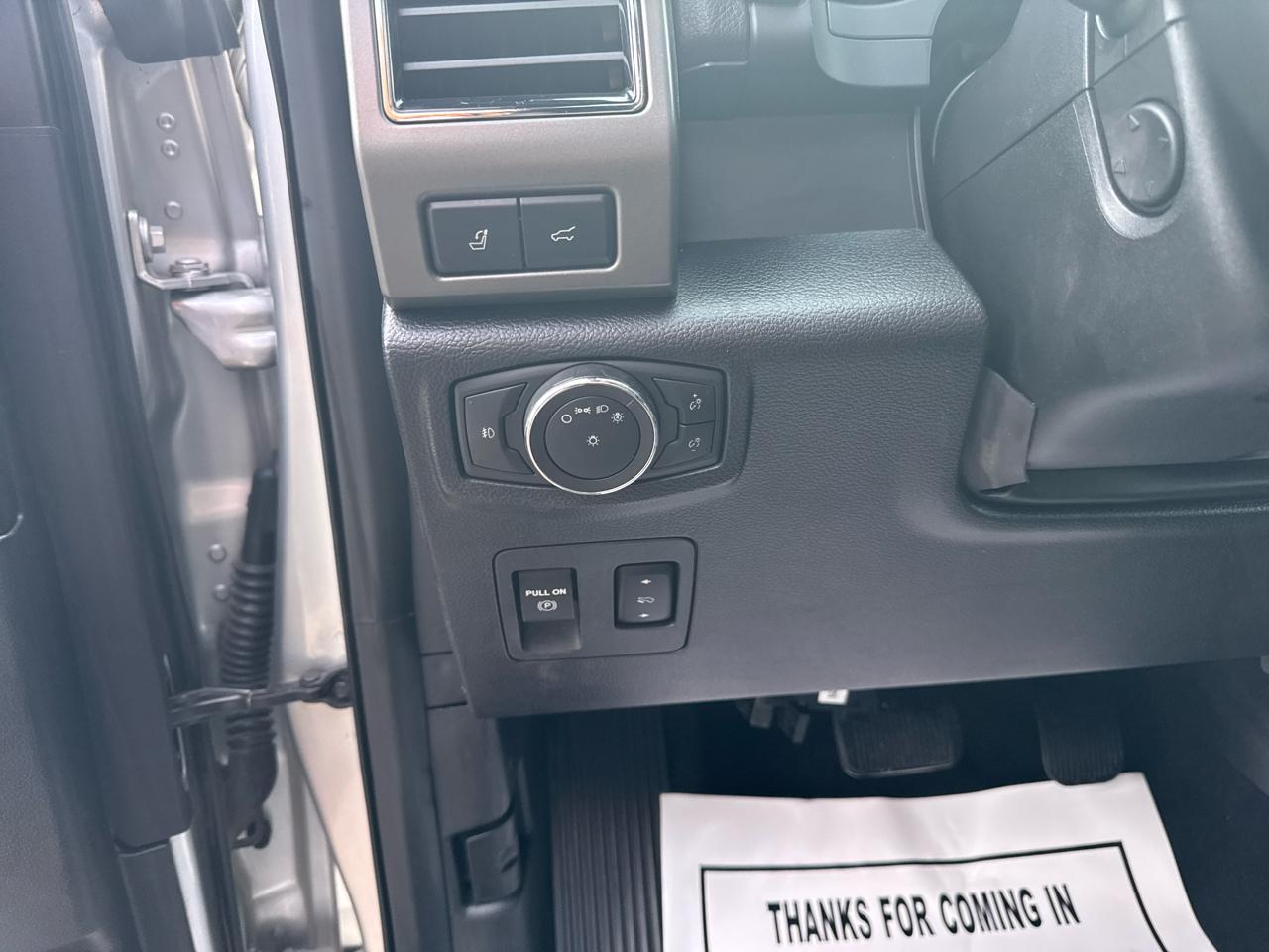 Ford Expedition XLT 2WD 2019