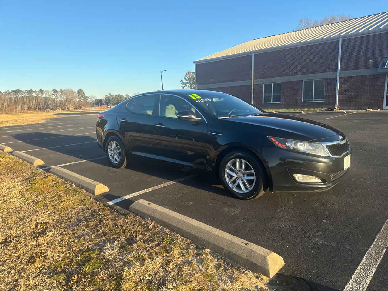 Kia Optima LX MT 2013