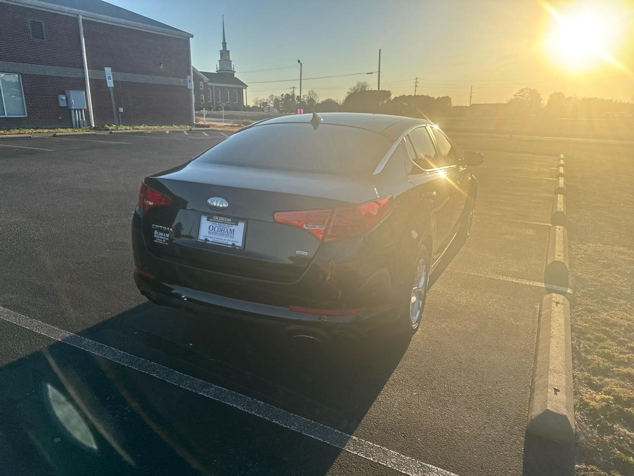 Kia Optima LX MT 2013