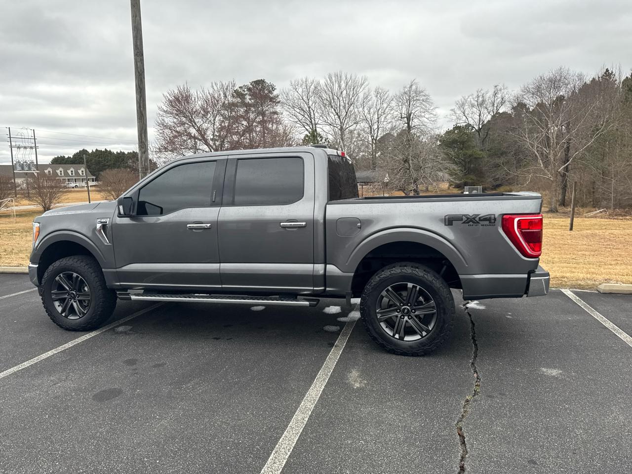 Ford F-150 XLT SuperCrew 5.5-ft. Bed 4WD 2022