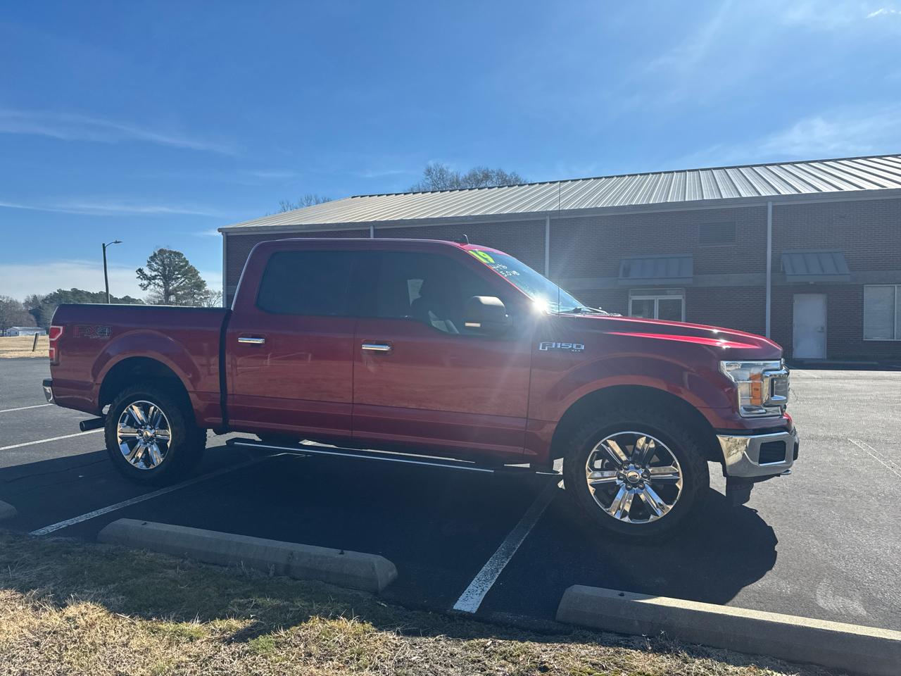 Ford F-150 XL SuperCrew 5.5-ft. Bed 4WD 2019