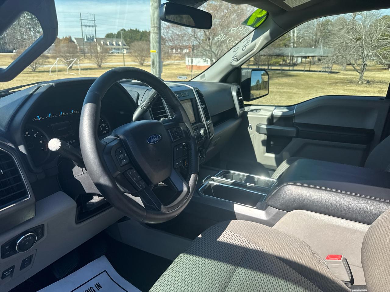 Ford F-150 XL SuperCrew 5.5-ft. Bed 4WD 2019