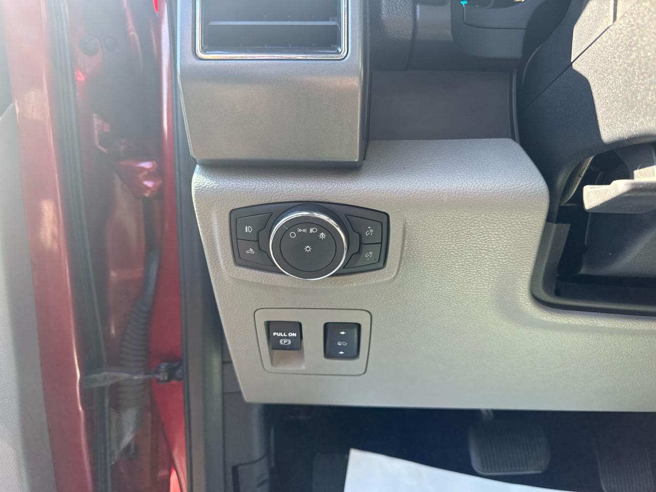 Ford F-150 XL SuperCrew 5.5-ft. Bed 4WD 2019