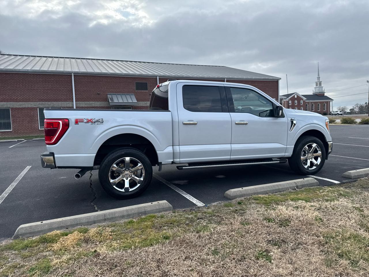 Ford F-150 XLT SuperCrew 5.5-ft. Bed 4WD 2021