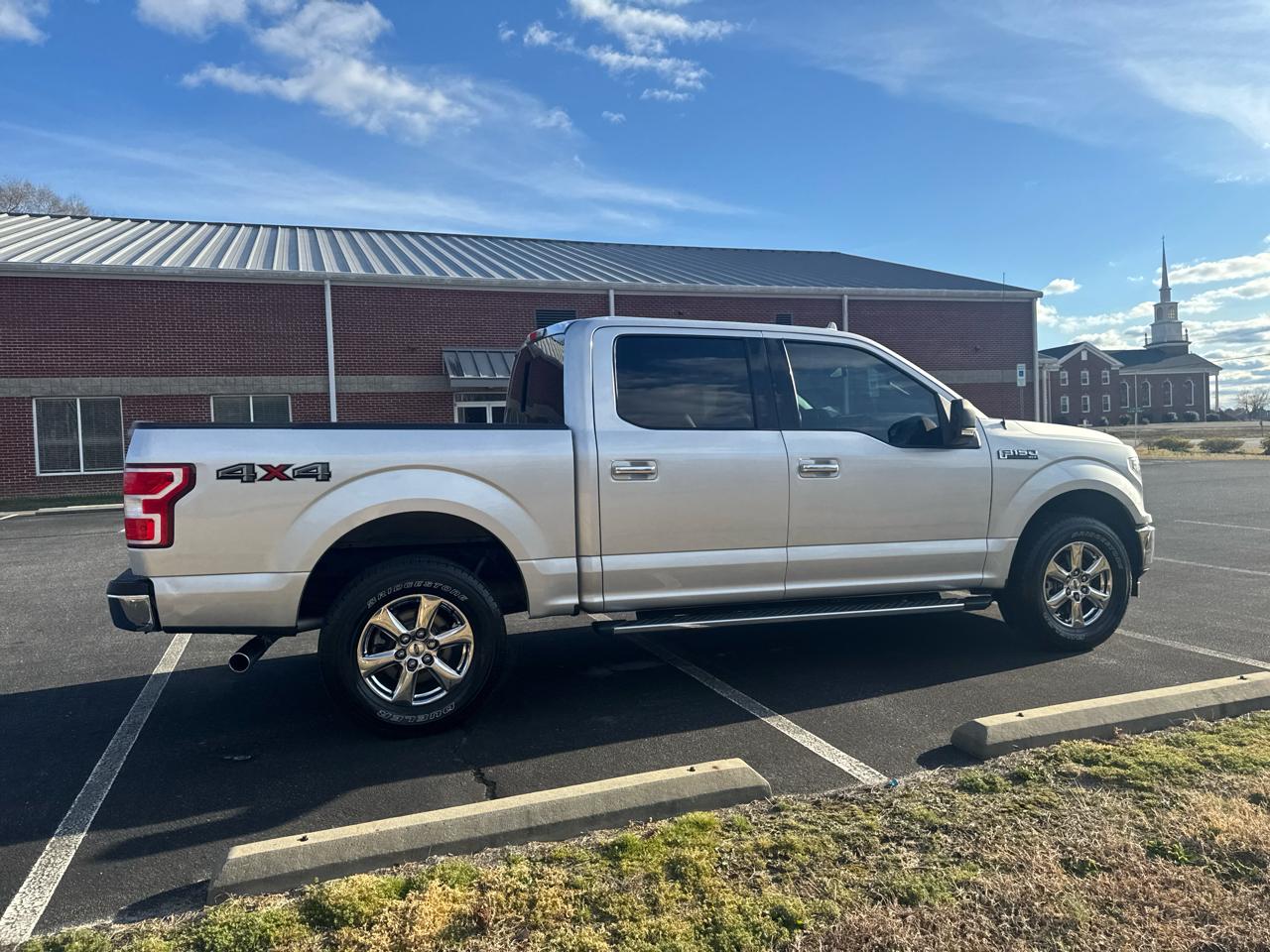 Ford F-150 XLT SuperCrew 5.5-ft. Bed 4WD 2018