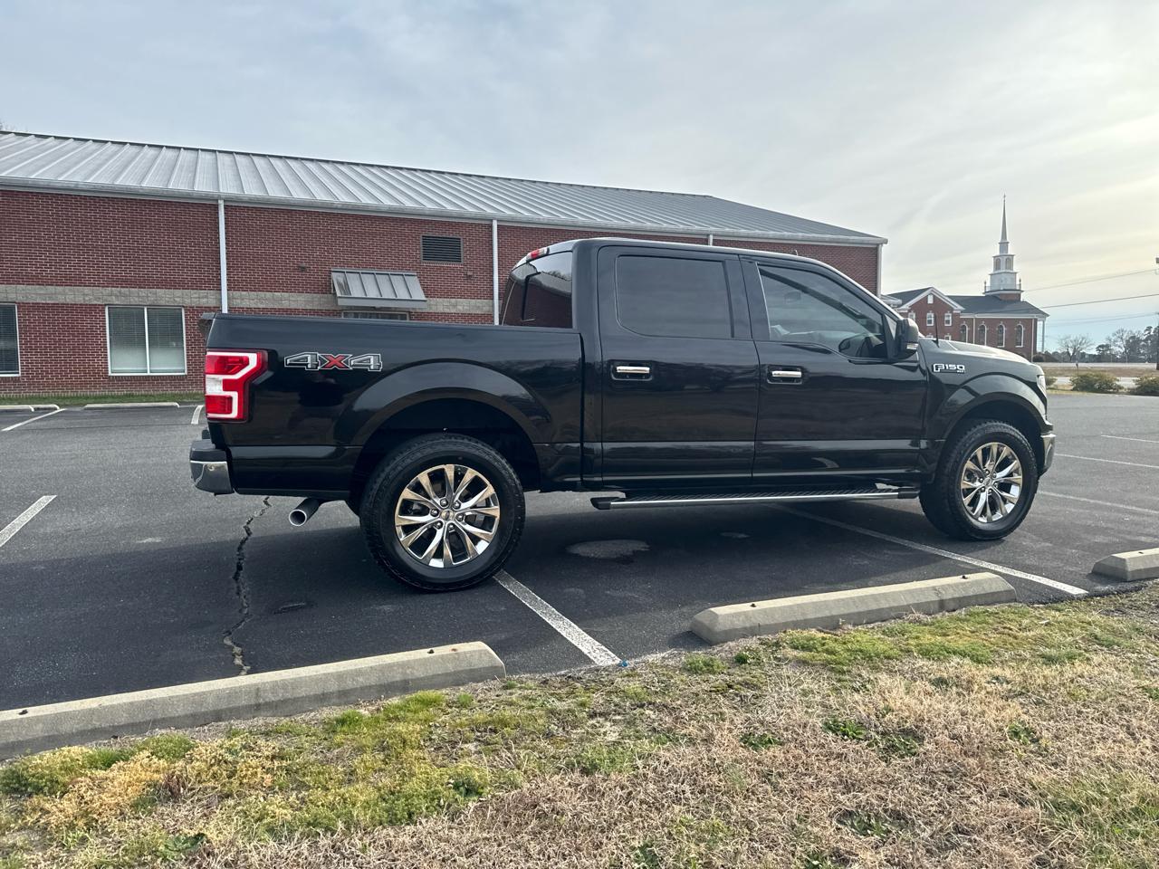 Ford F-150 XL SuperCrew 5.5-ft. Bed 4WD 2019