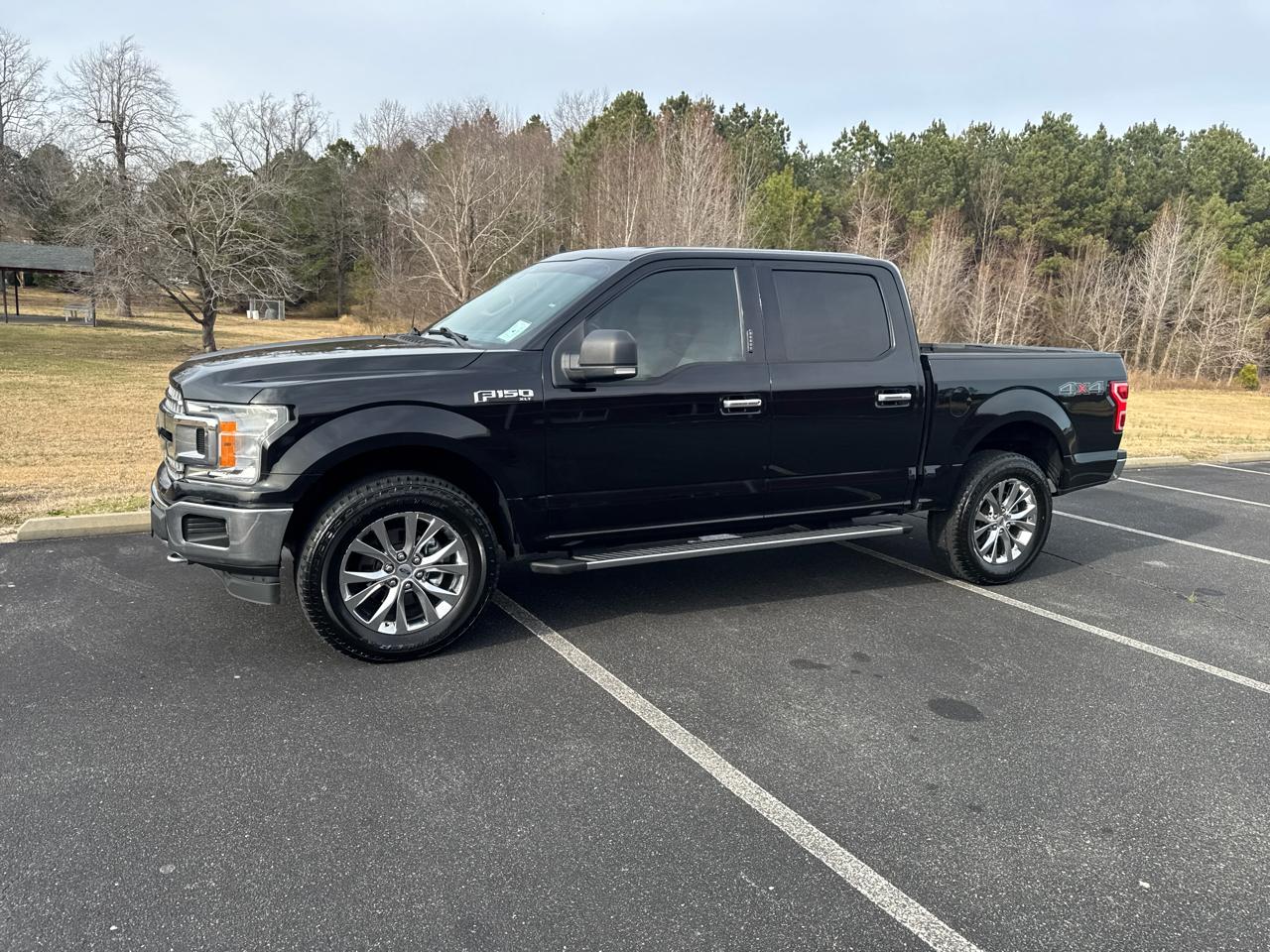 Ford F-150 XL SuperCrew 5.5-ft. Bed 4WD 2019