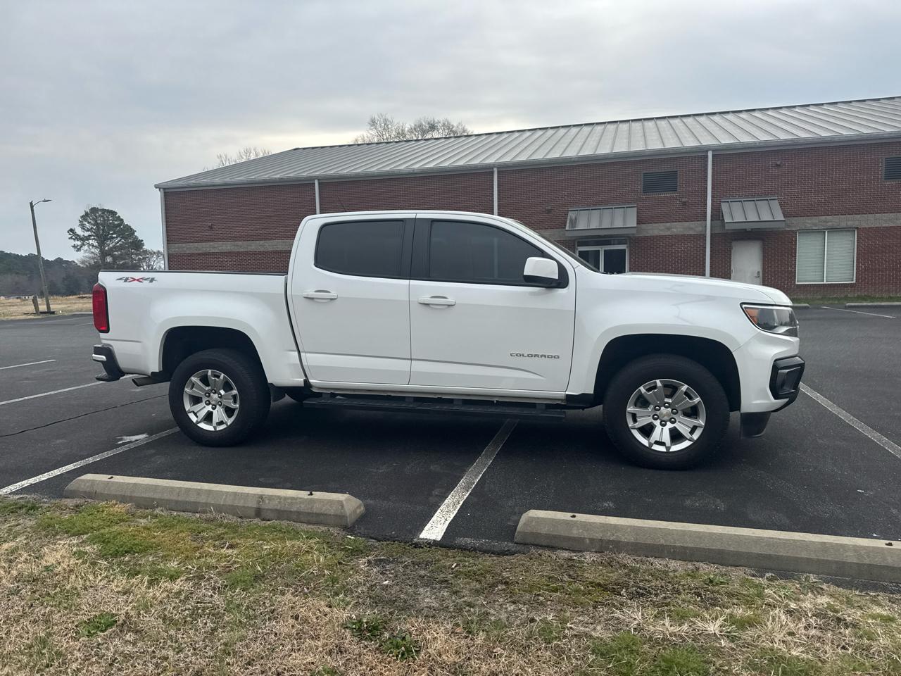 Chevrolet Colorado LT Crew Cab Short Box 4WD 2022