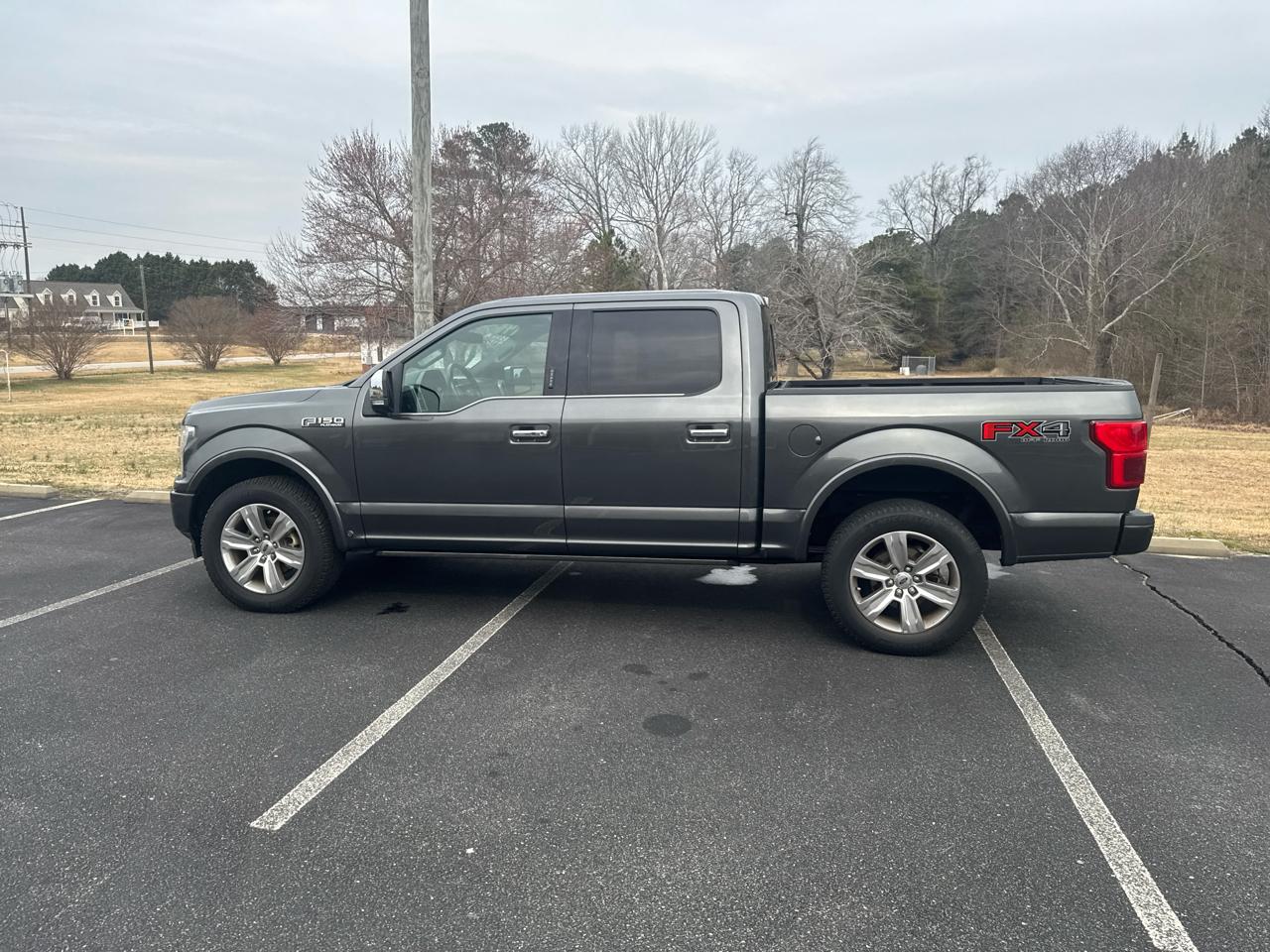 Ford F-150 Platinum SuperCrew 5.5-ft. Bed 4WD 2019