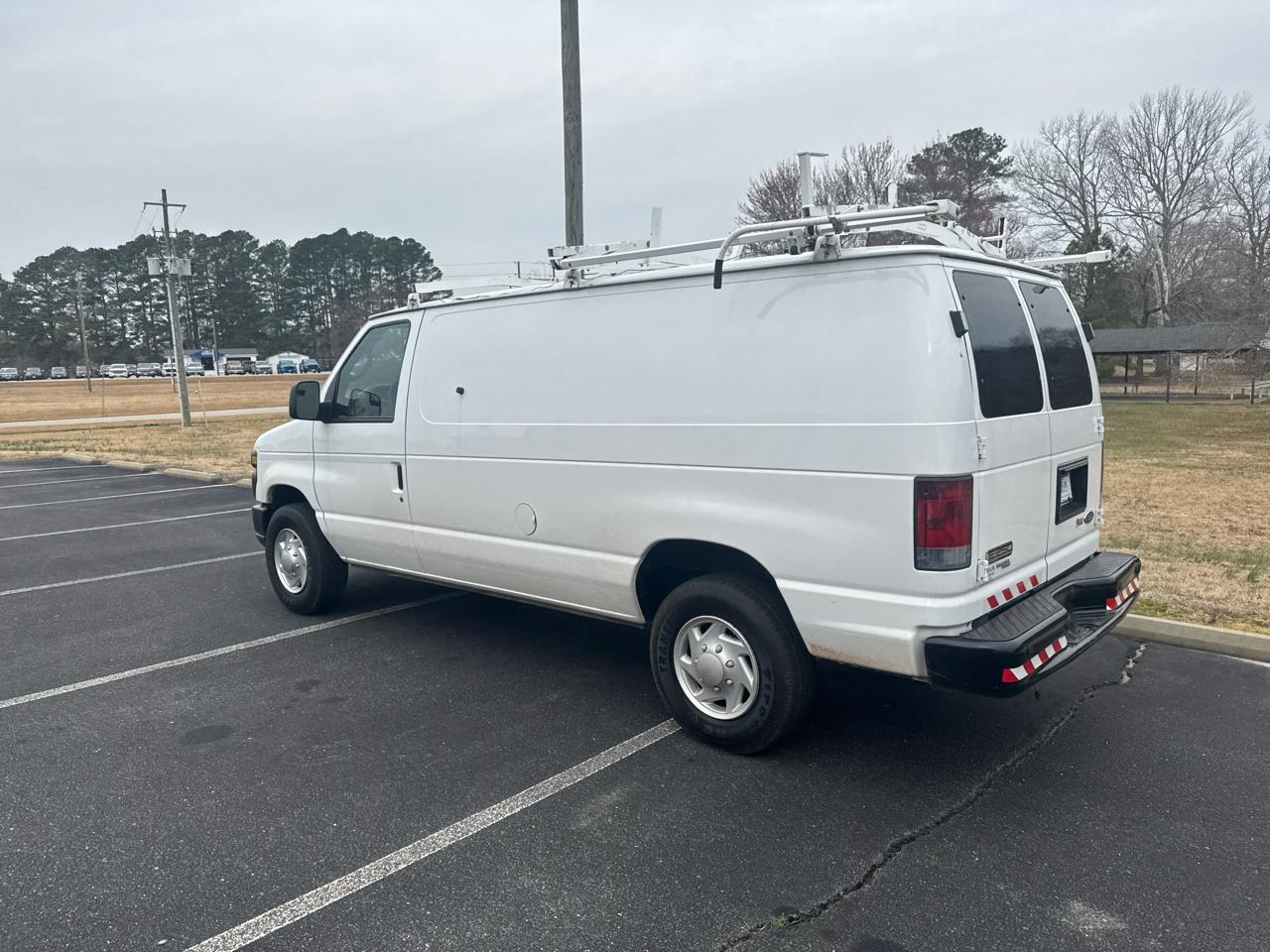 Ford Econoline E-250 2013