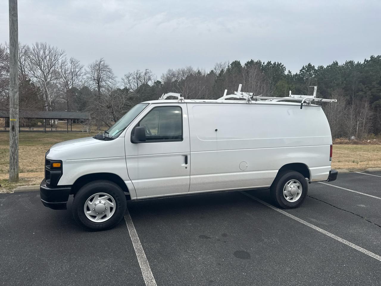 Ford Econoline E-250 2013