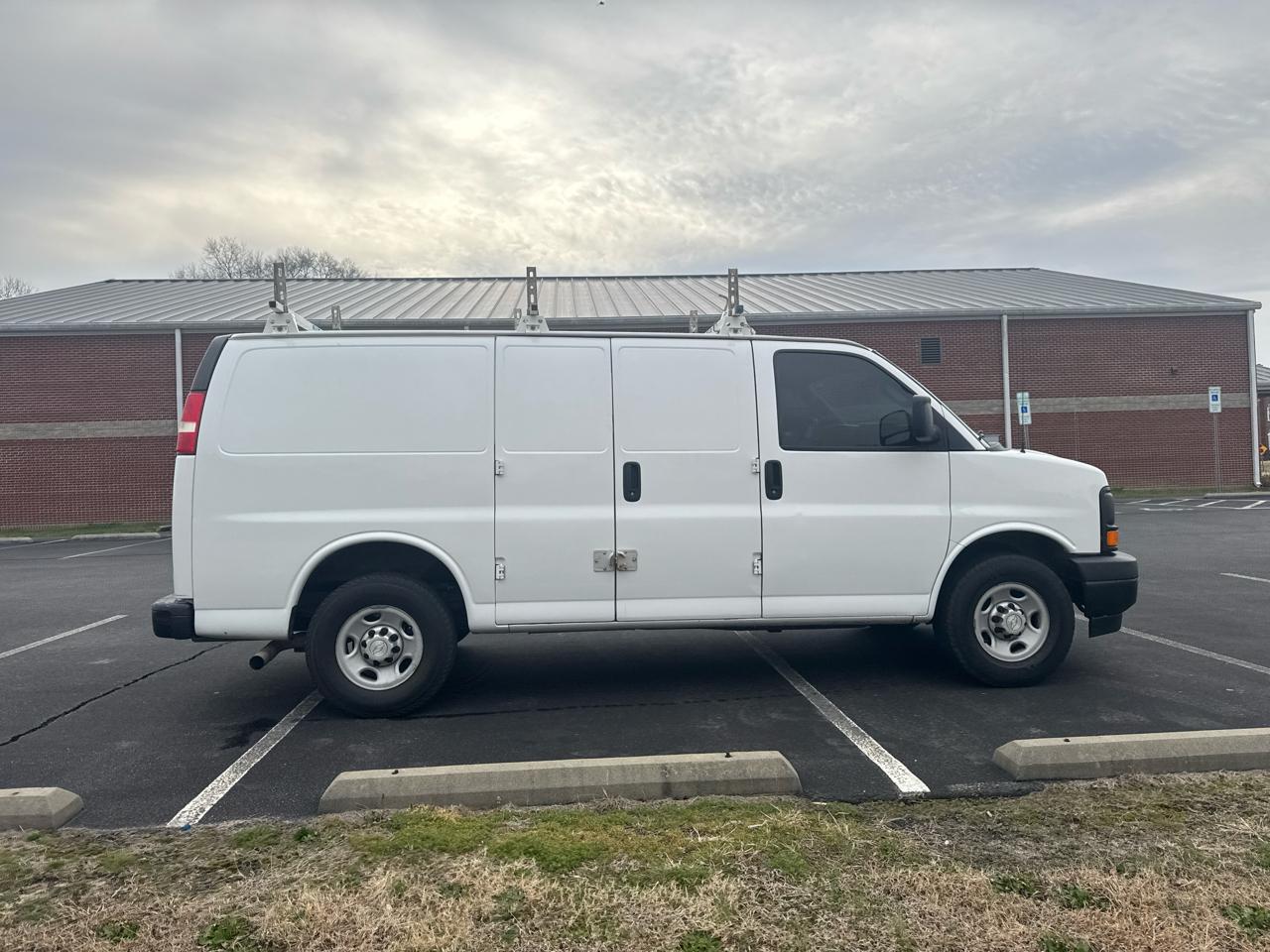 Chevrolet Express 2500 Cargo 2017