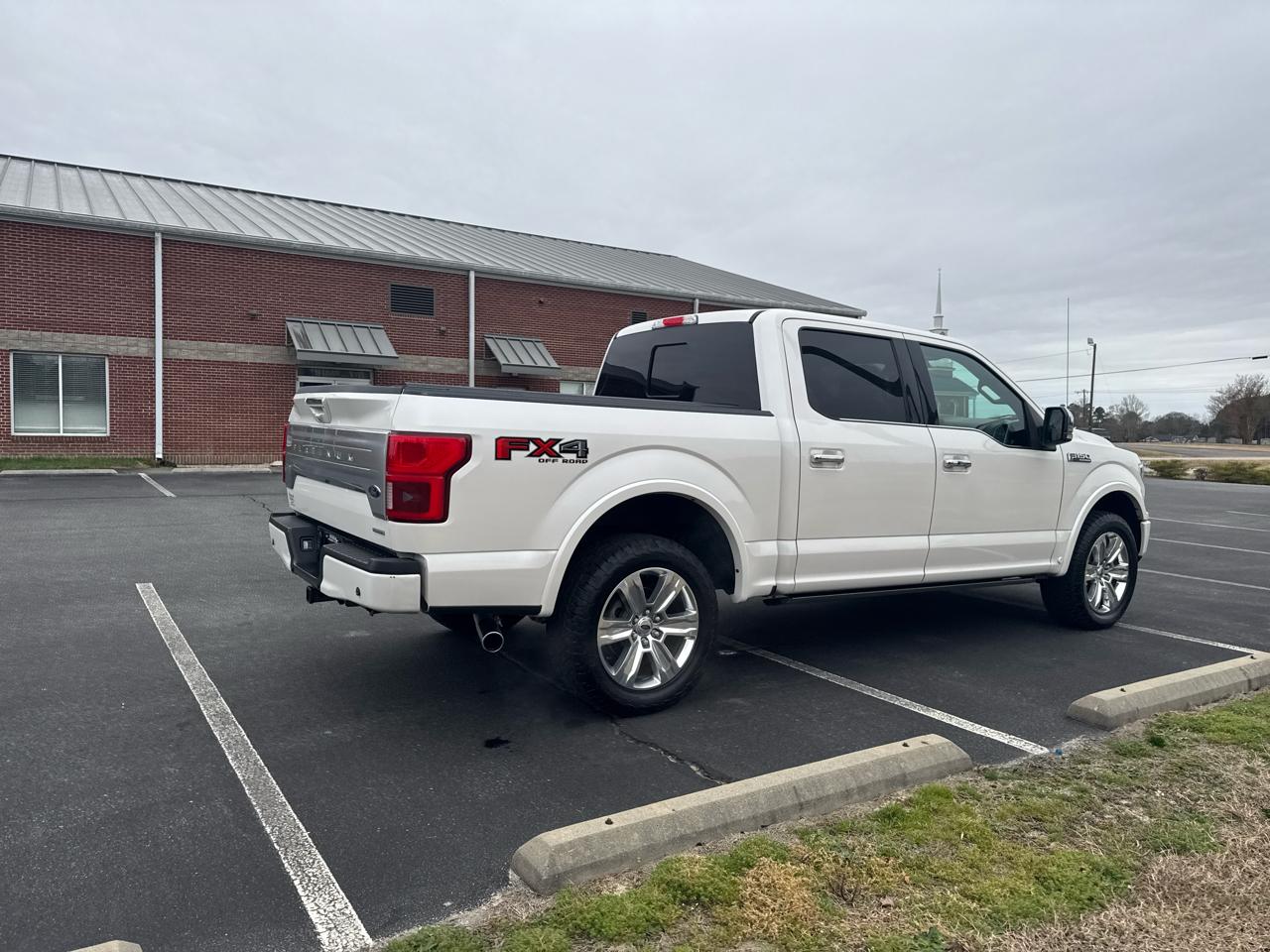 Ford F-150 Platinum SuperCrew 5.5-ft. Bed 4WD 2018