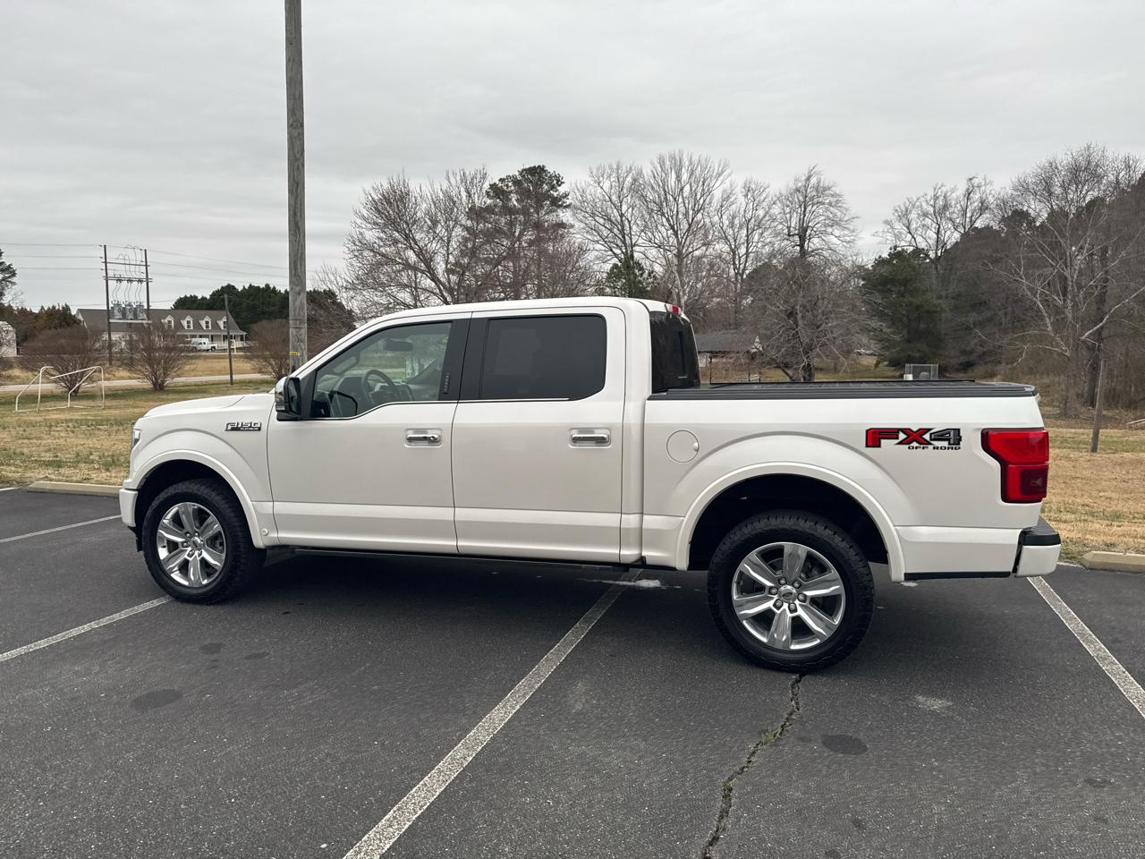 Ford F-150 Platinum SuperCrew 5.5-ft. Bed 4WD 2018