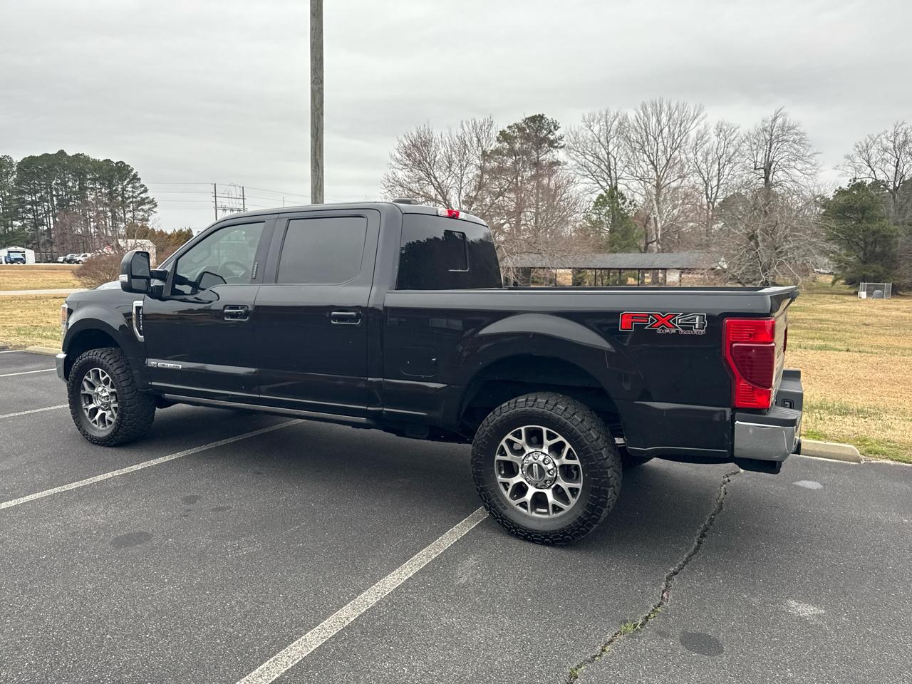 Ford F-250 SD Lariat Crew Cab 4WD 2021