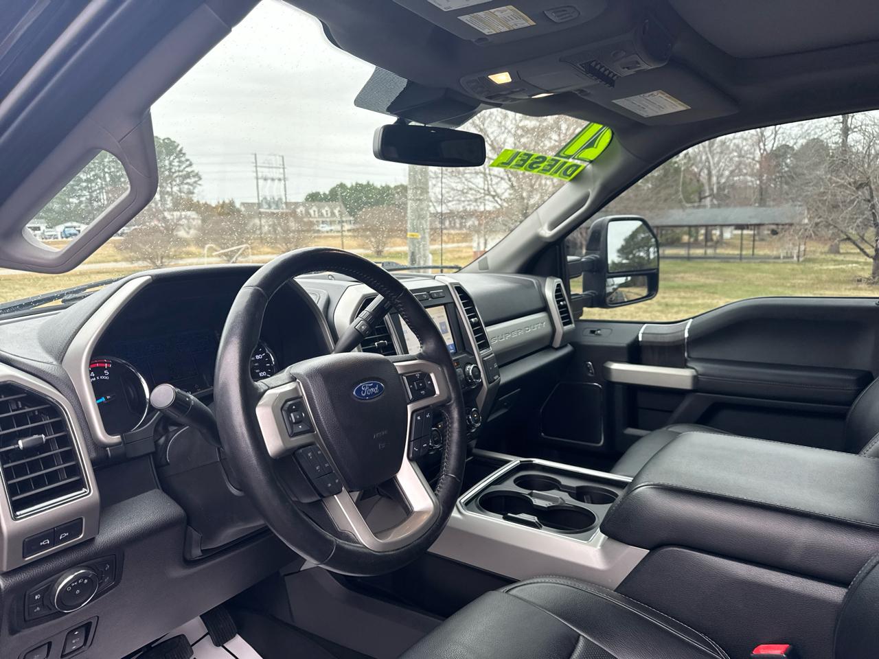 Ford F-250 SD Lariat Crew Cab 4WD 2021