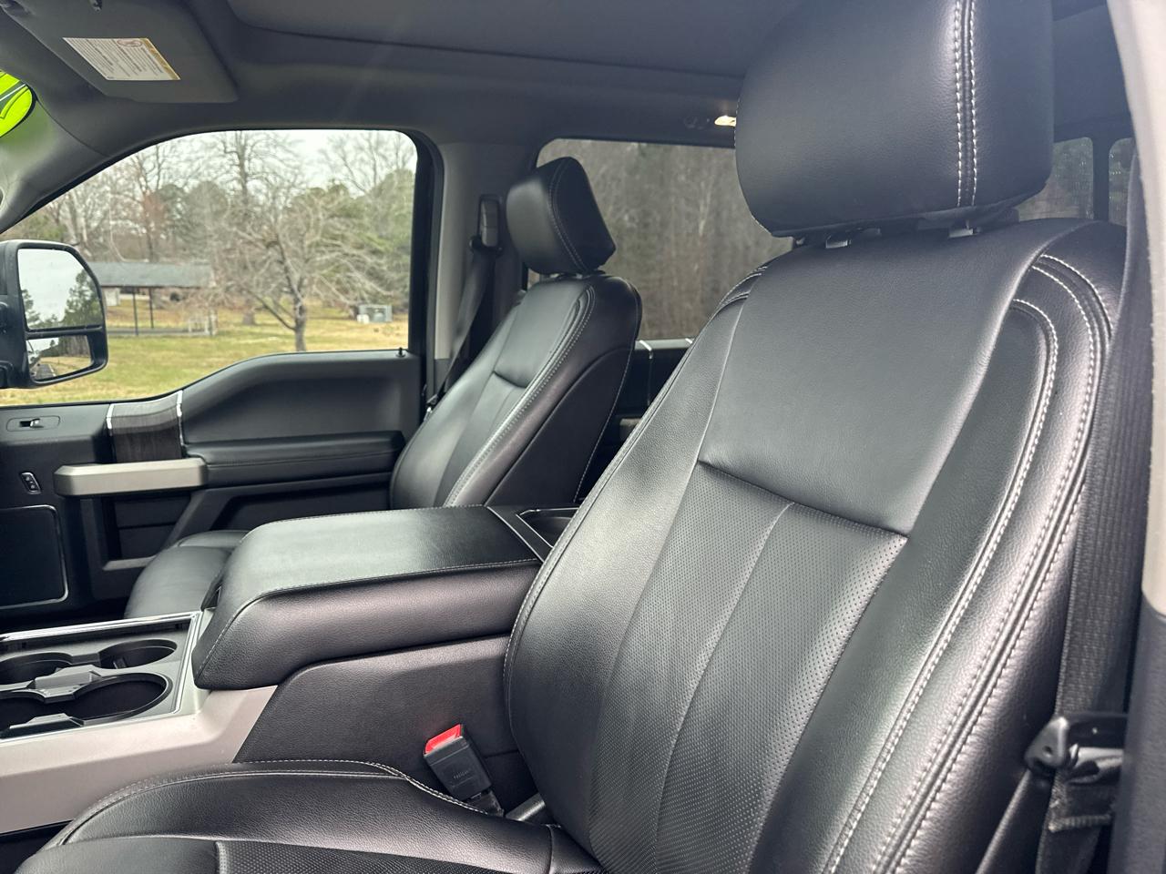 Ford F-250 SD Lariat Crew Cab 4WD 2021