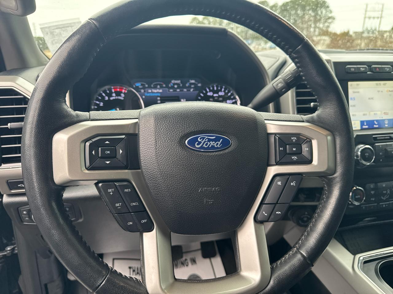 Ford F-250 SD Lariat Crew Cab 4WD 2021