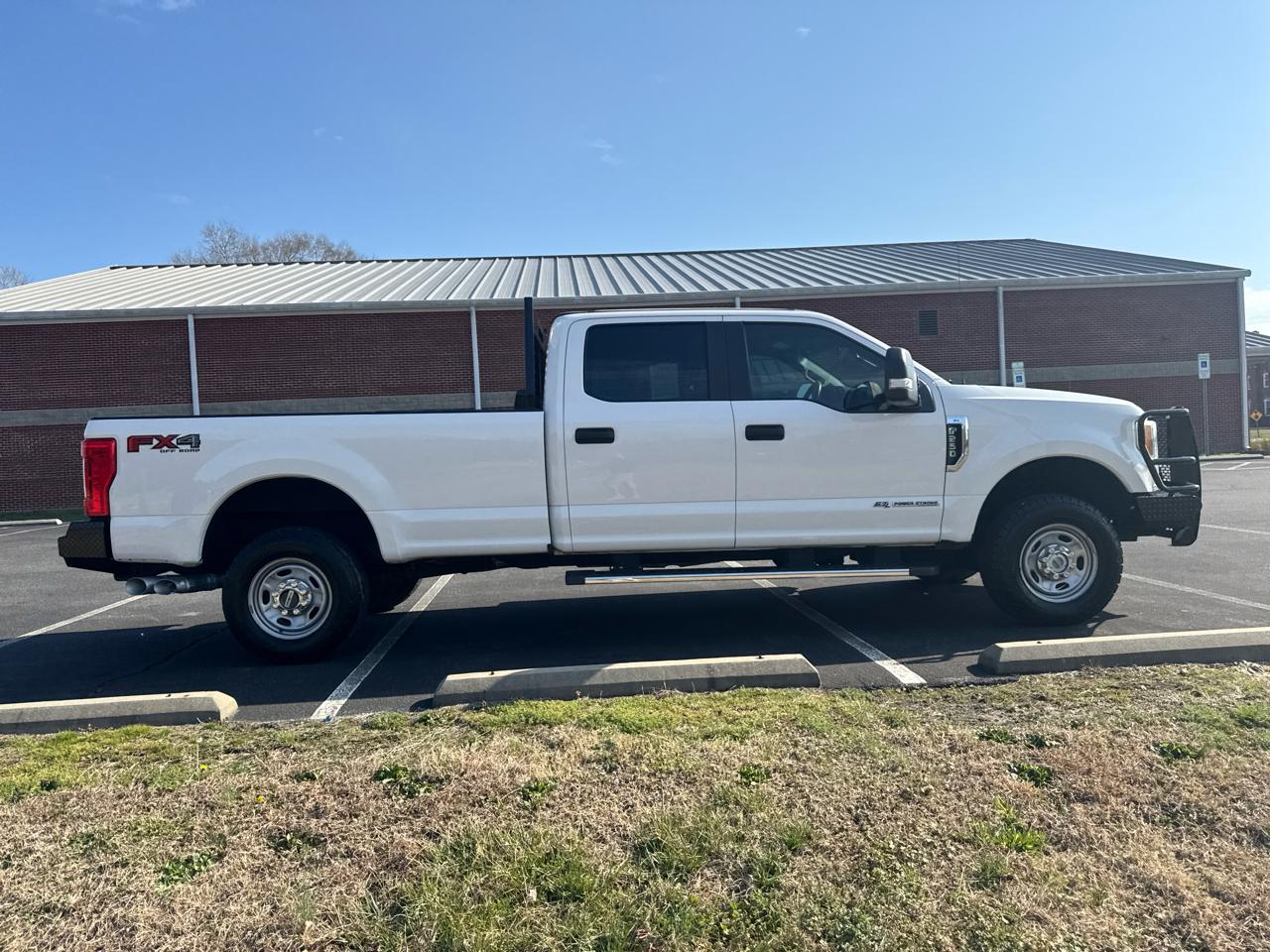 Ford F-250 SD XL Crew Cab Long Bed 4WD 2017