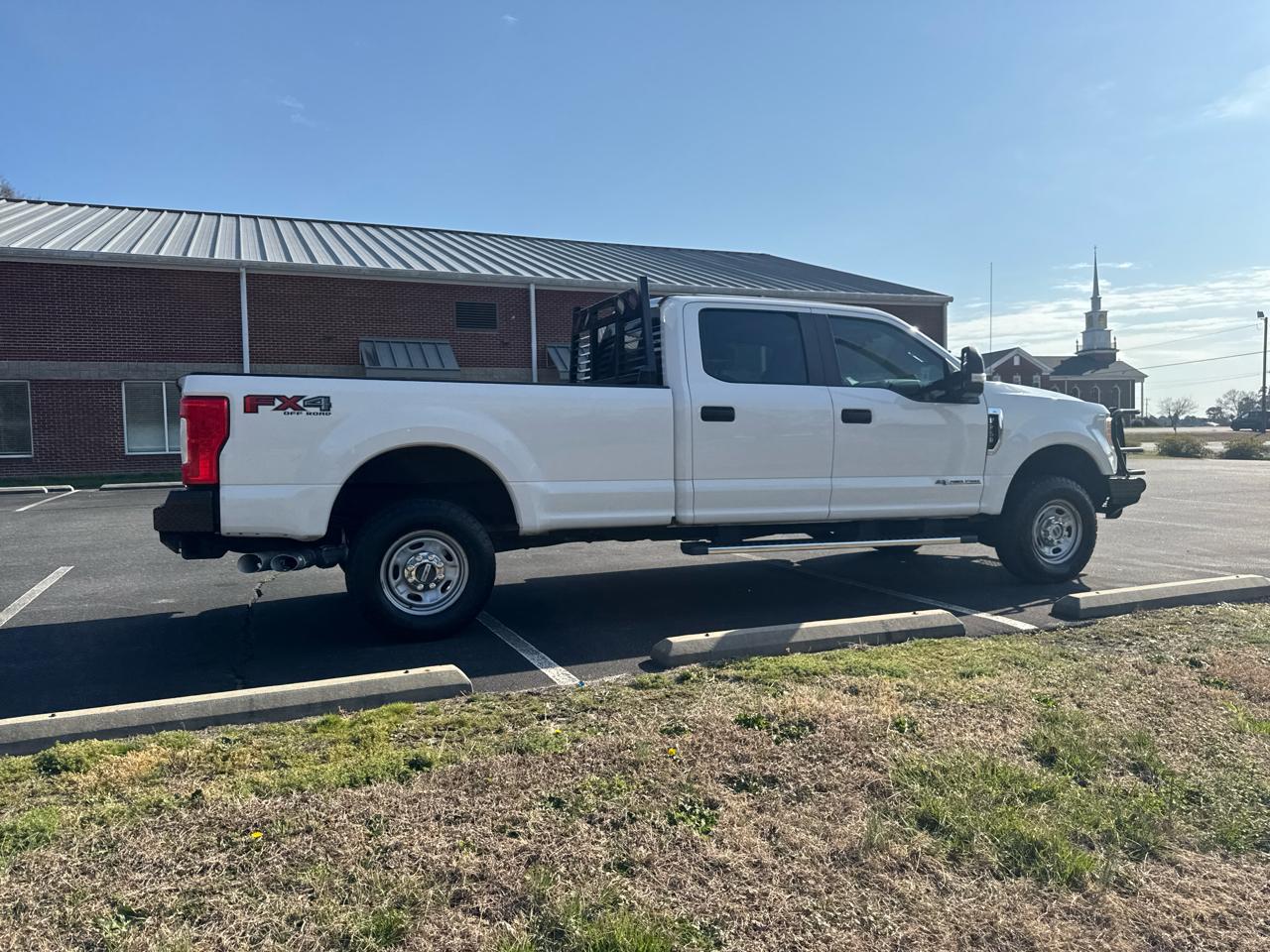 Ford F-250 SD XL Crew Cab Long Bed 4WD 2017