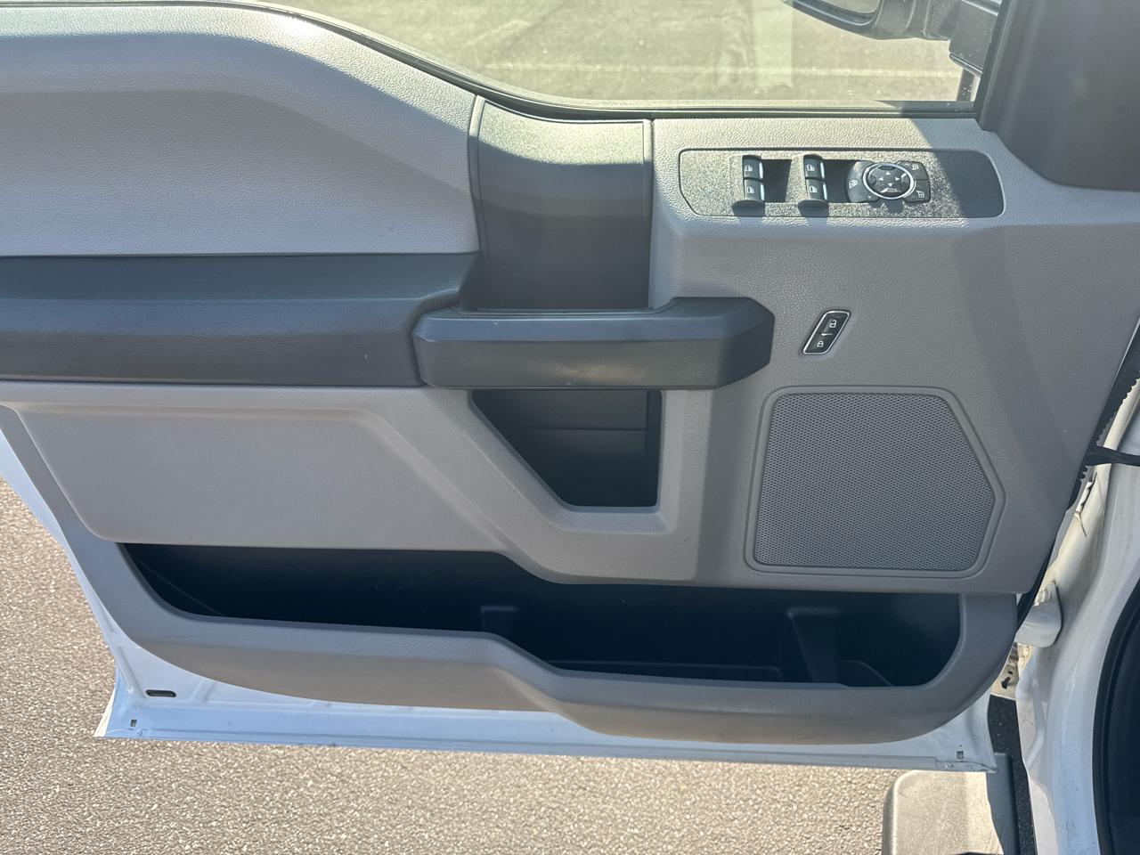 Ford F-250 SD XL Crew Cab Long Bed 4WD 2017