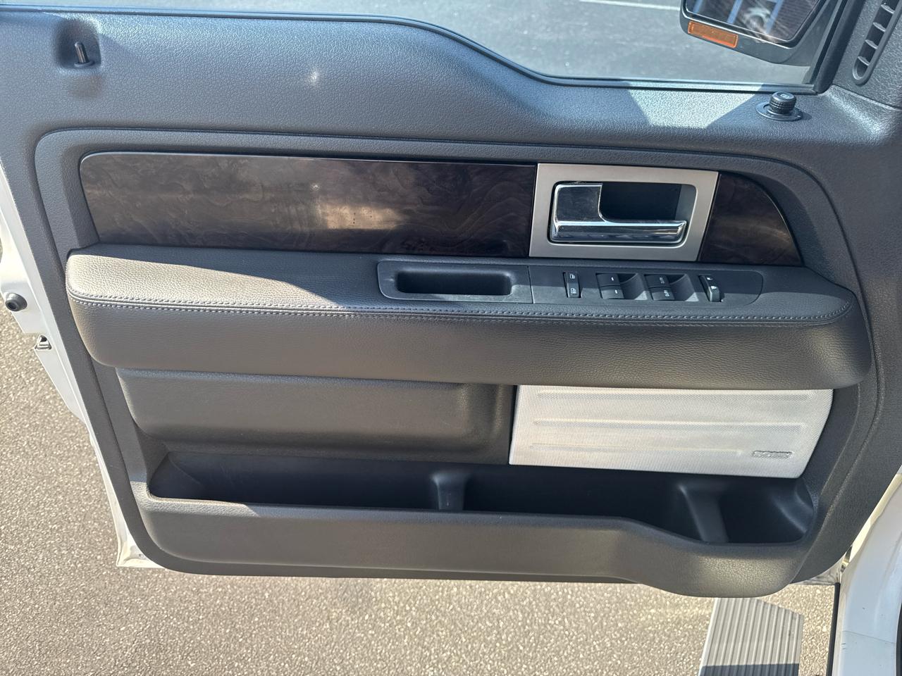 Ford F-150 Platinum SuperCrew 6.5-ft. Bed 4WD 2014