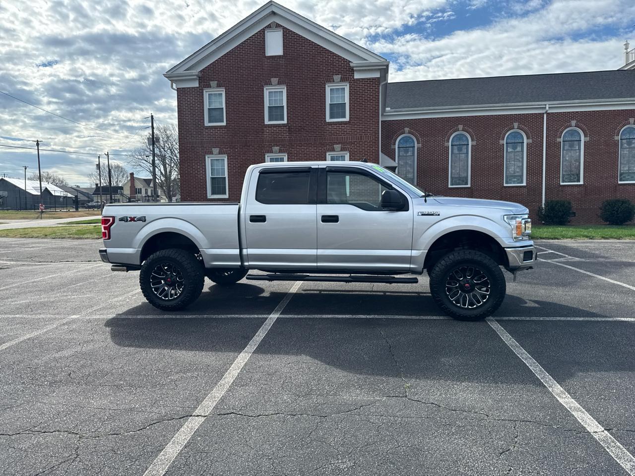 Ford F-150 XLT SuperCab 5.5-ft. Bed 4WD 2019