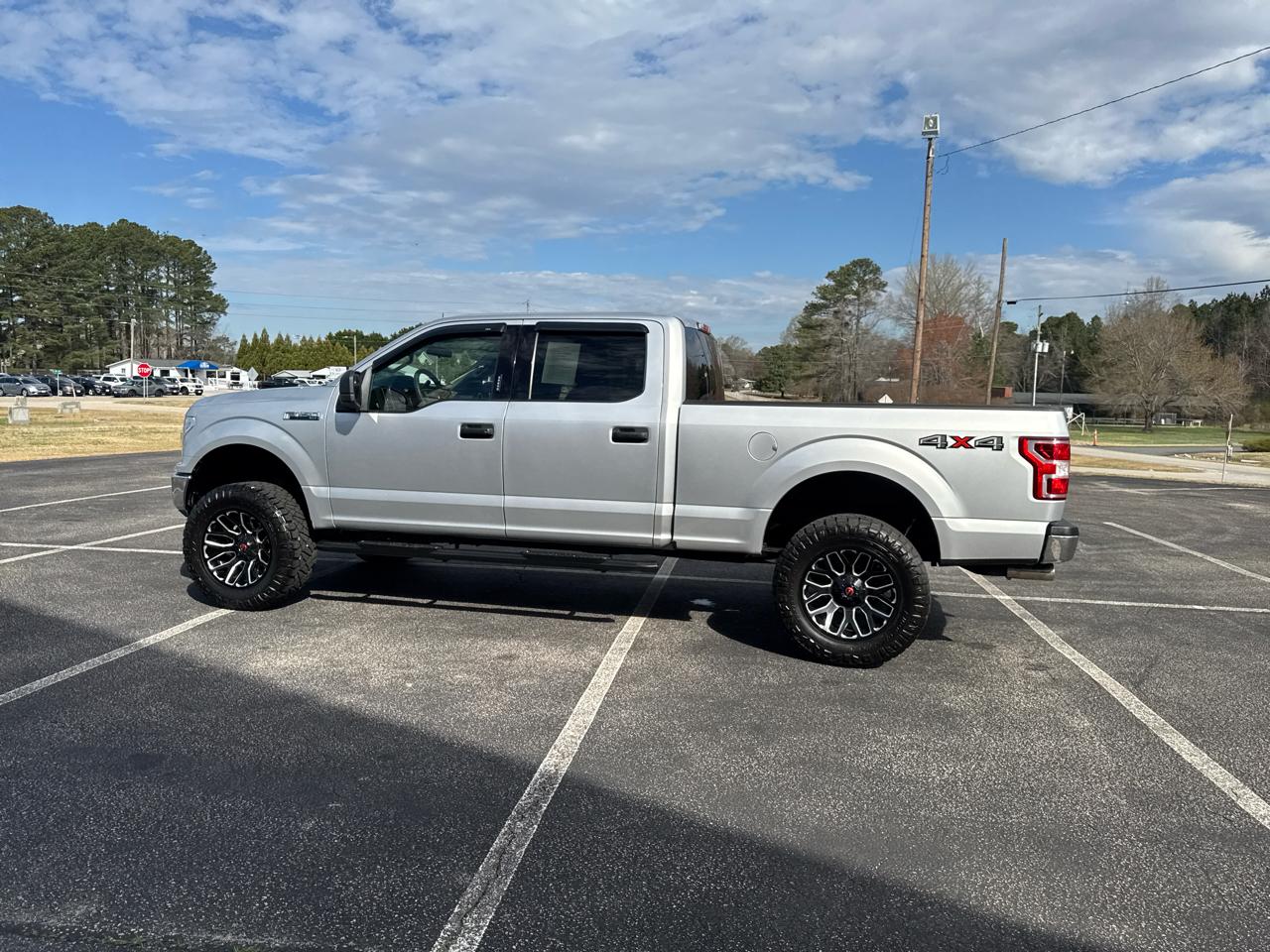 Ford F-150 XLT SuperCab 5.5-ft. Bed 4WD 2019