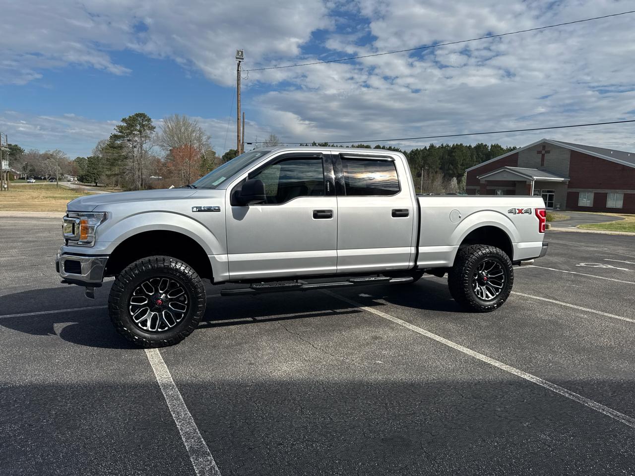 Ford F-150 XLT SuperCab 5.5-ft. Bed 4WD 2019