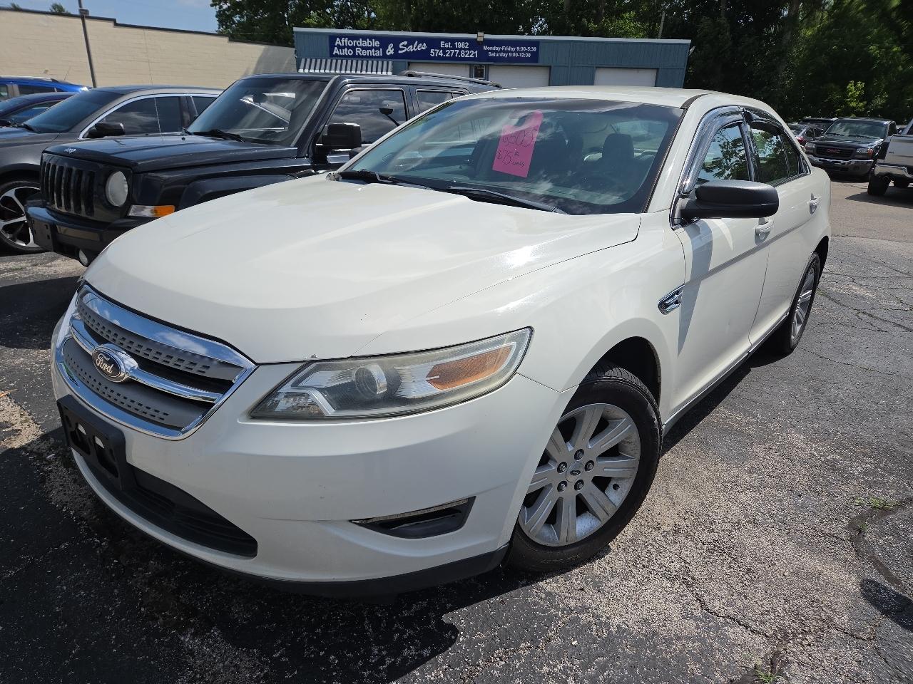 2011 Ford Taurus SE FWD