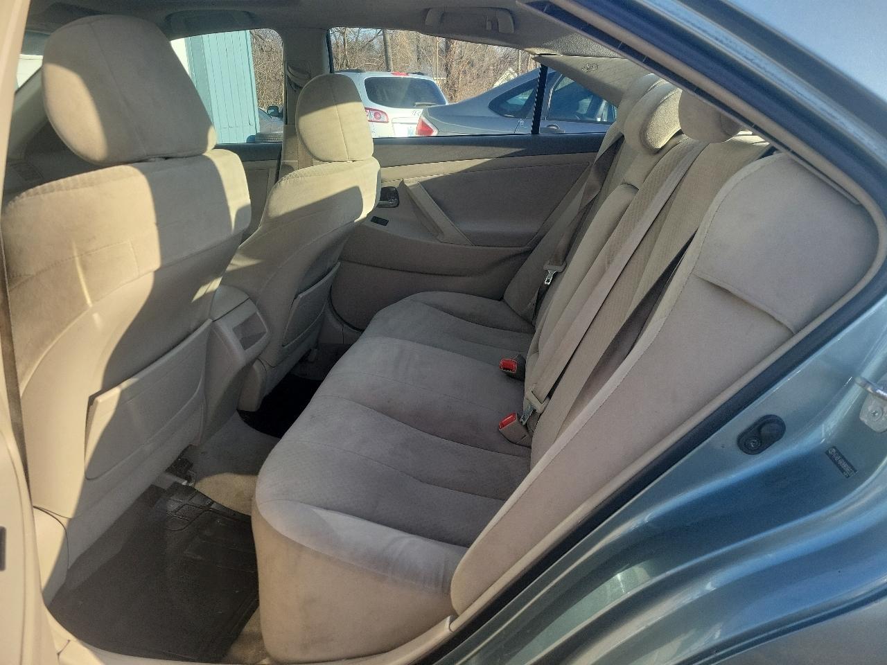 Toyota Camry SE 5-Spd AT 2009