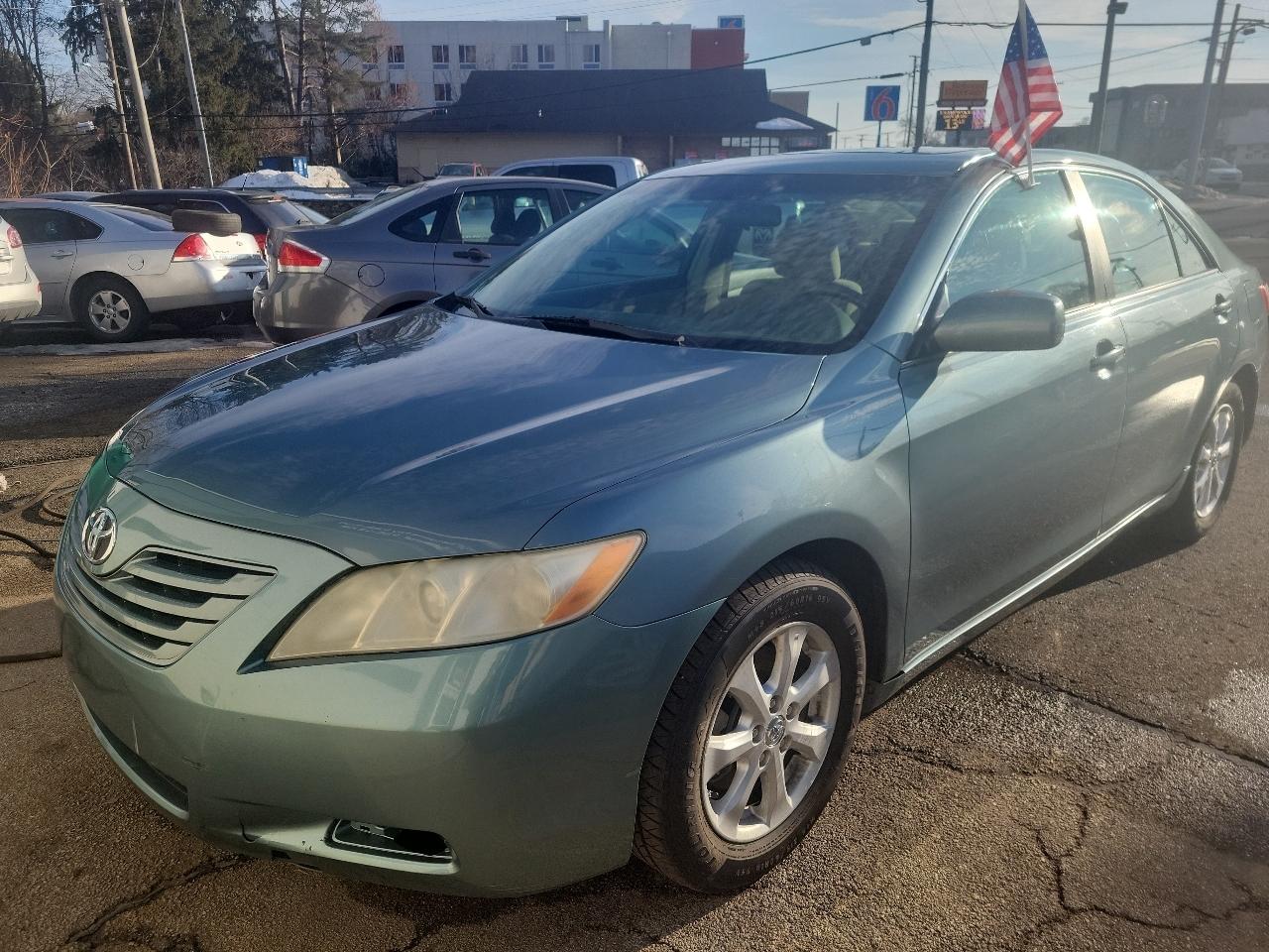 2009 Toyota Camry SE 5-Spd AT