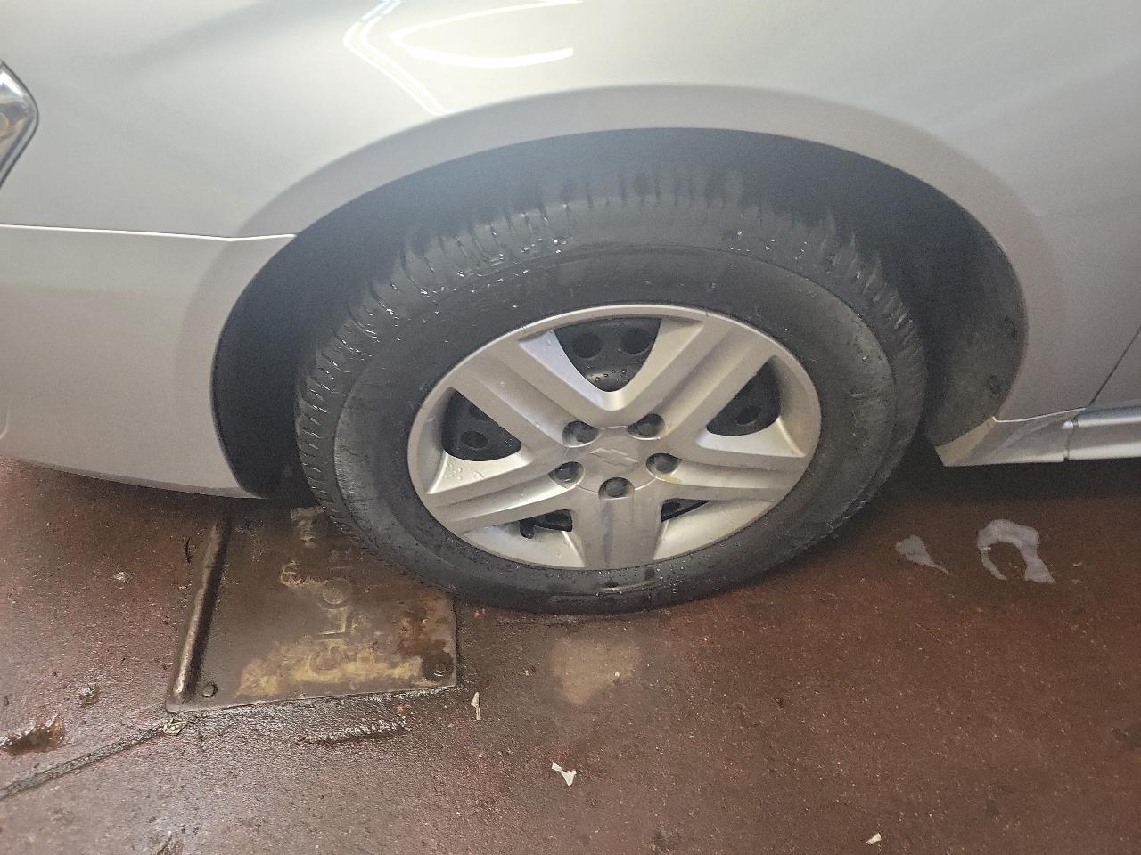 Chevrolet Impala LS 2011