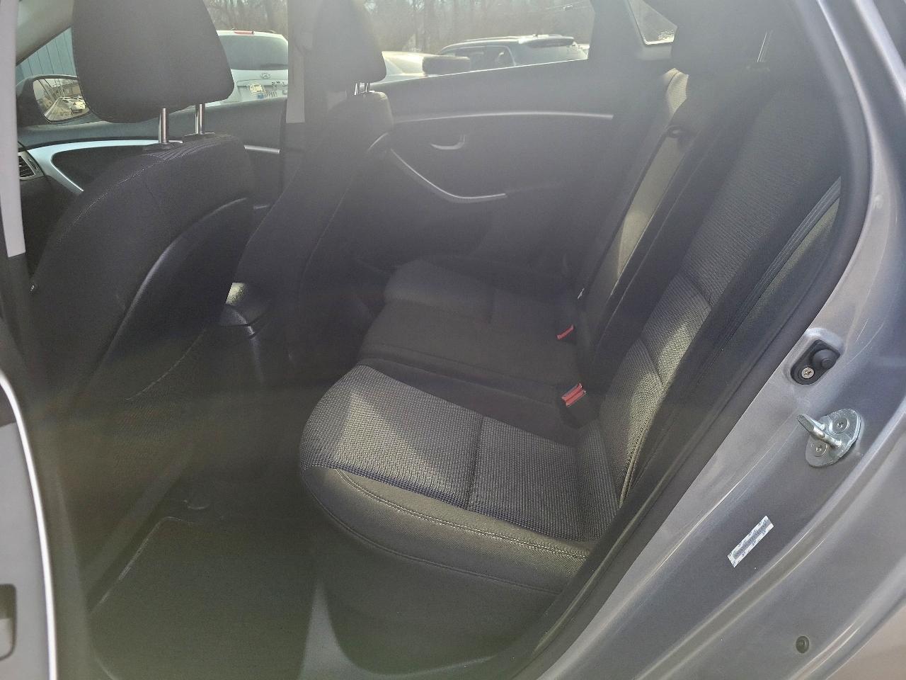 Hyundai Elantra GT A/T 2014