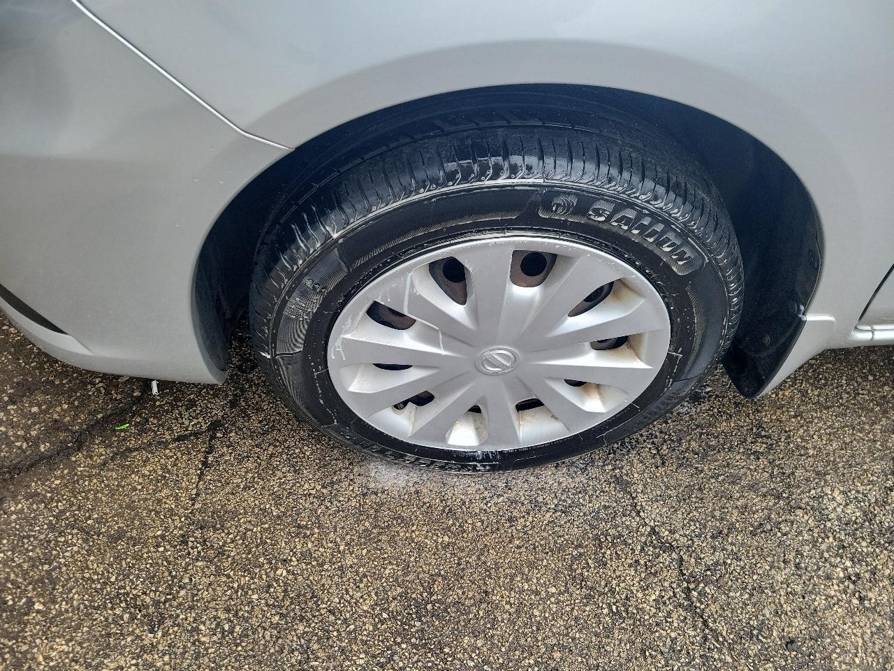 Nissan Versa 1.6 S 5M 2017