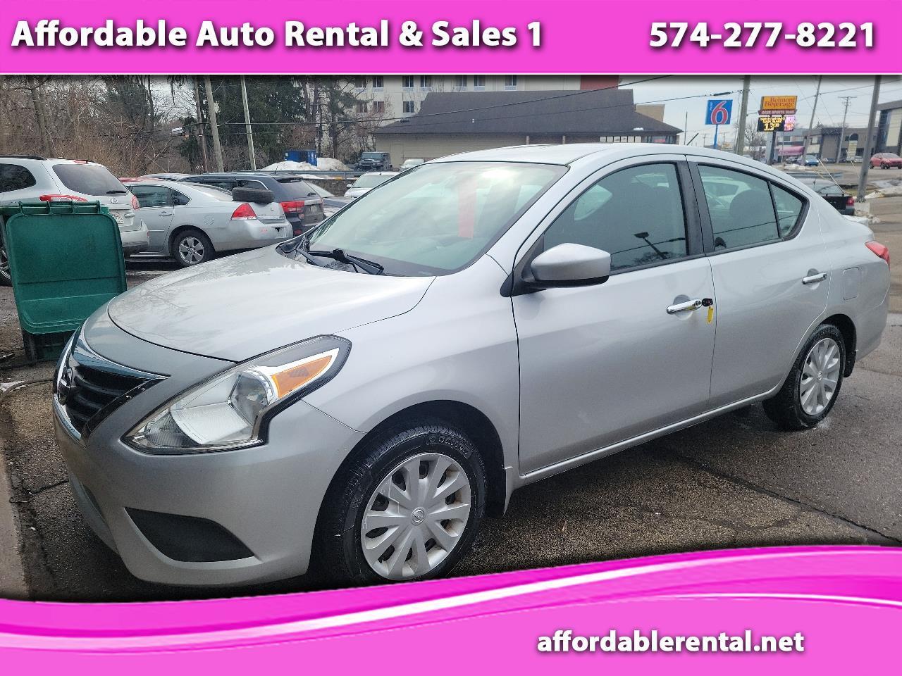 2017 Nissan Versa 1.6 S 5M