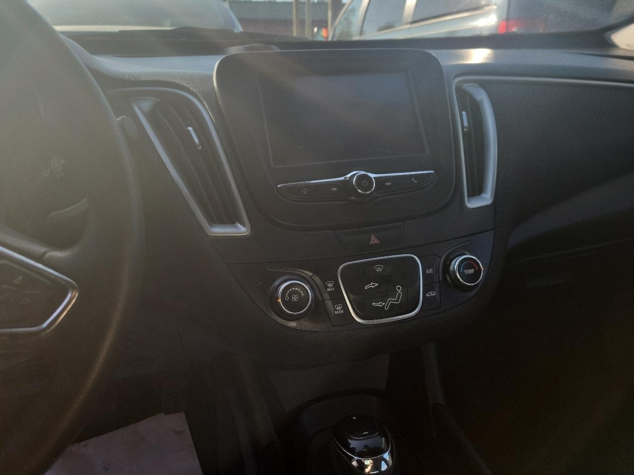 Chevrolet Malibu LS 2018