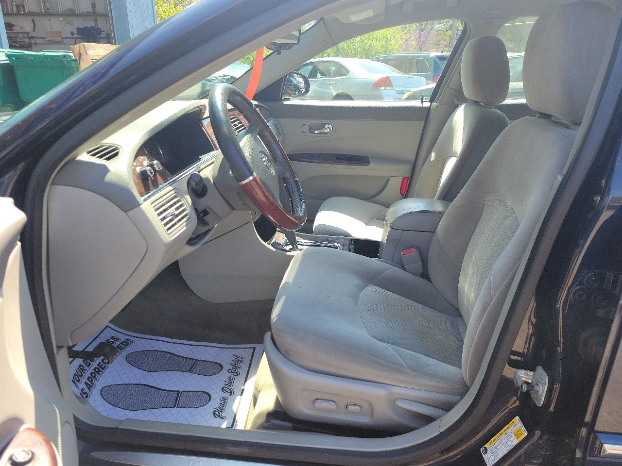 Buick LaCrosse CX 2008